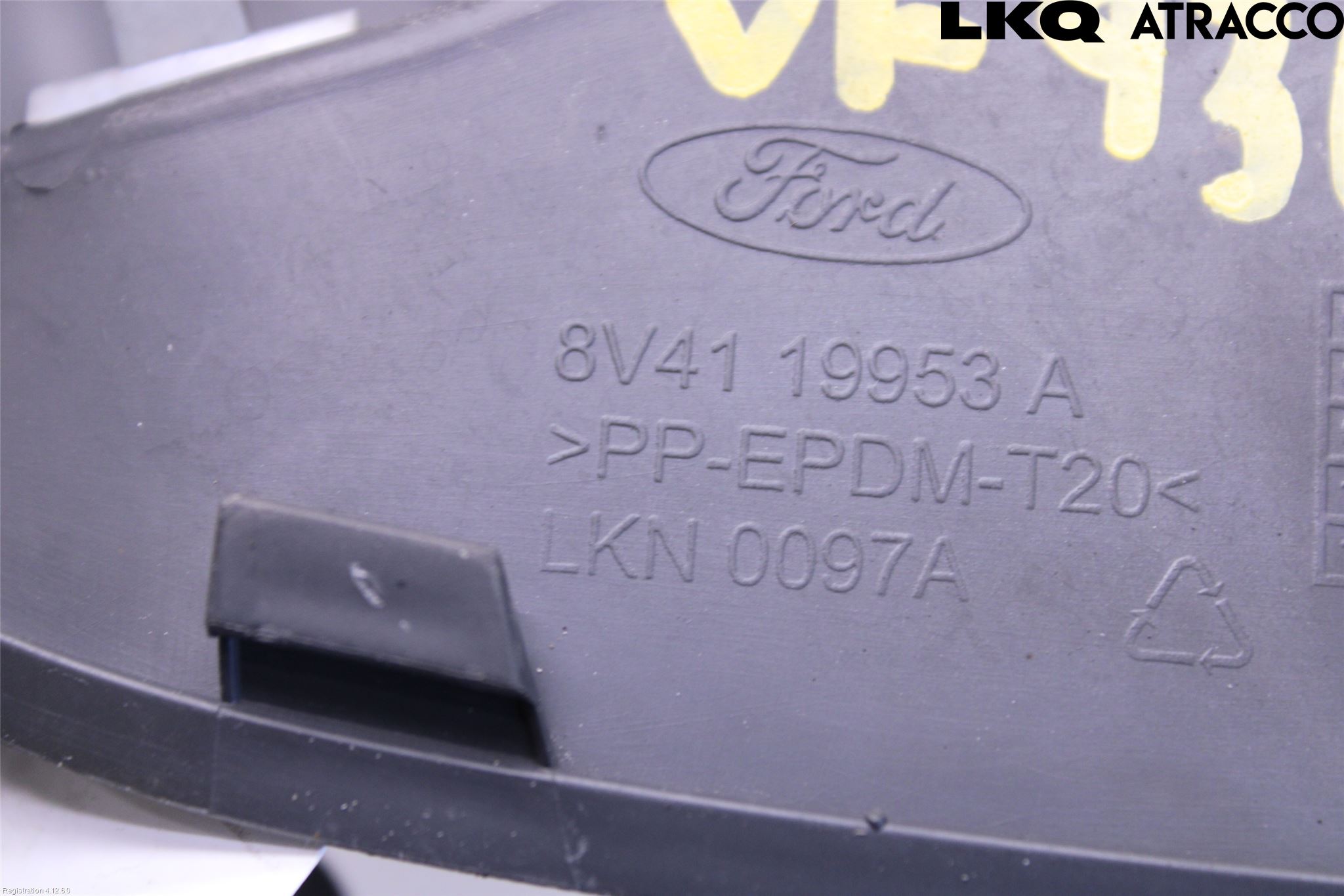 Ford KUGA 08-12 Frontlykt Kurve-Tåkelys Ramme