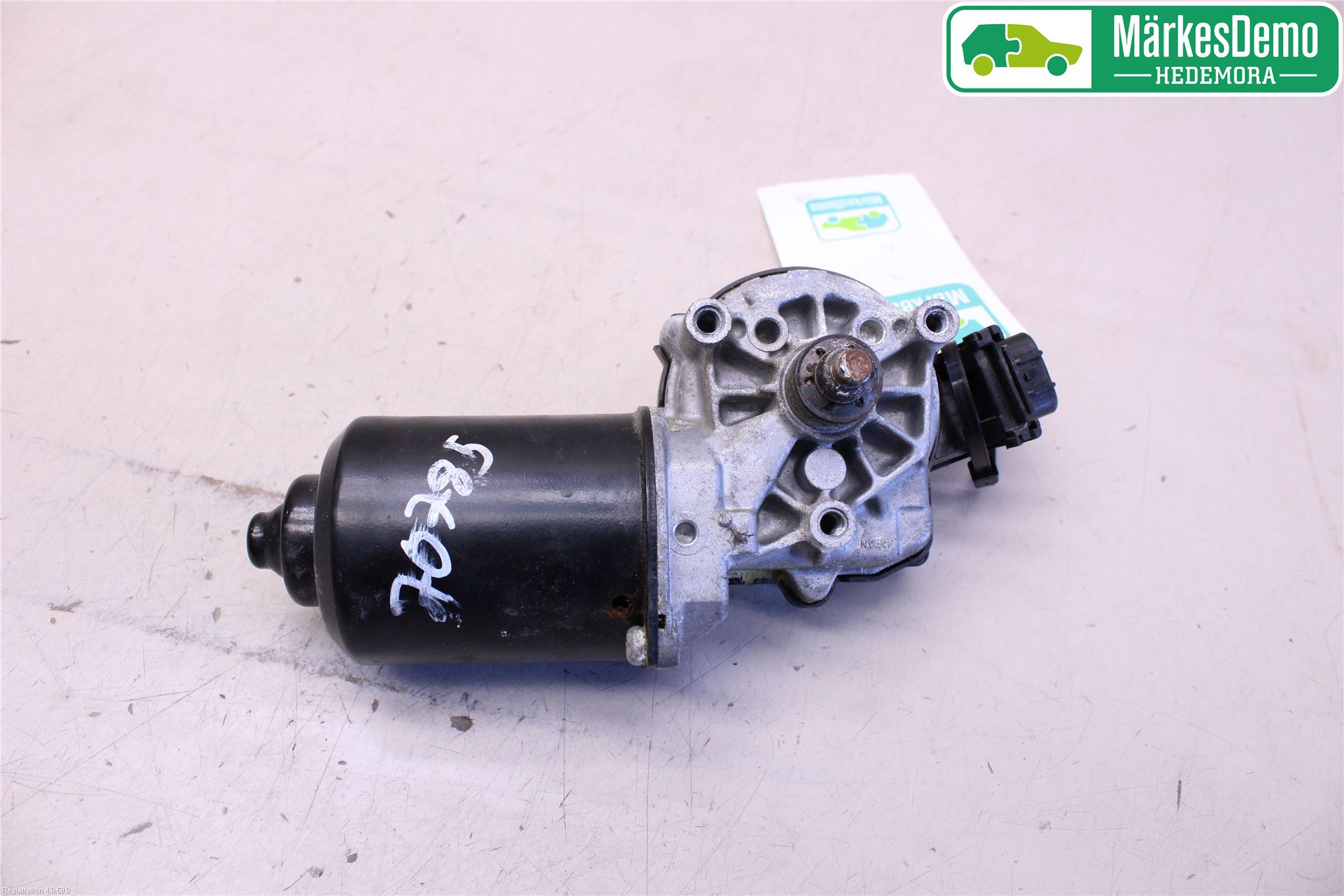 Toyota YARIS VERSO P1 00-05 Viskermotor Frontrute