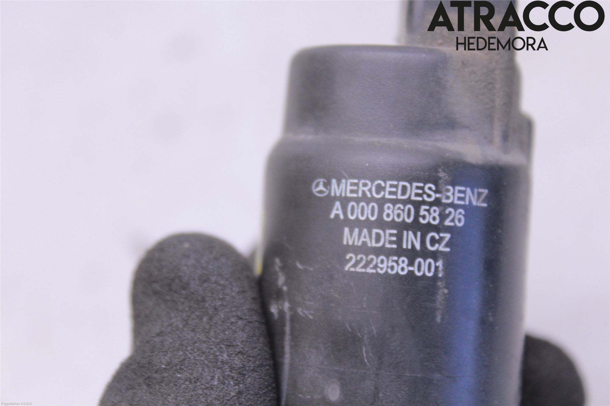 Mercedes-Benz MB SPRINTER (W906) 06-18 Spylerpumpe Frontrute