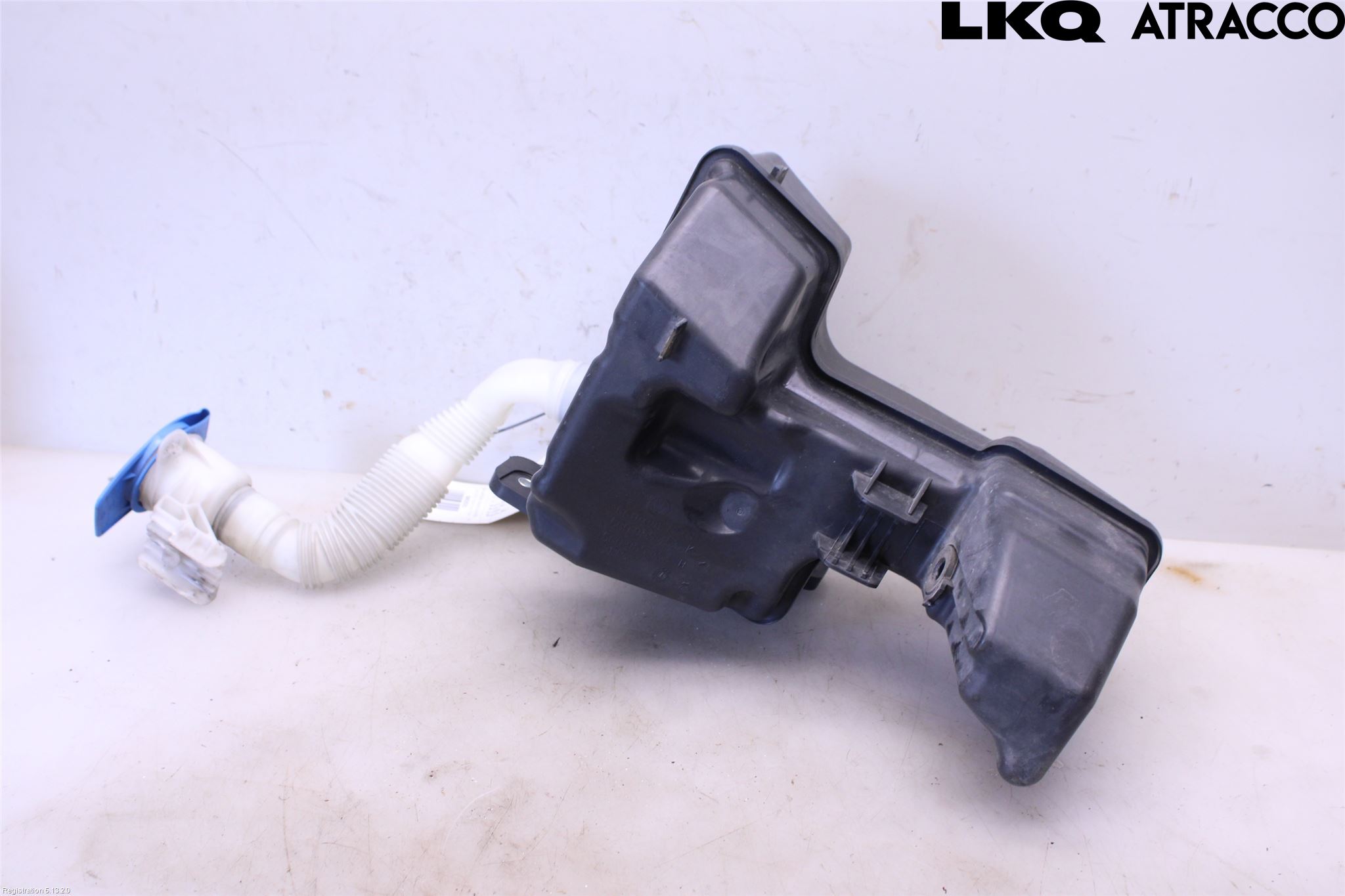 Volkswagen VW GOLF / E-GOLF VII 13-20 Spylerbeholder Frontrute-Lykte
