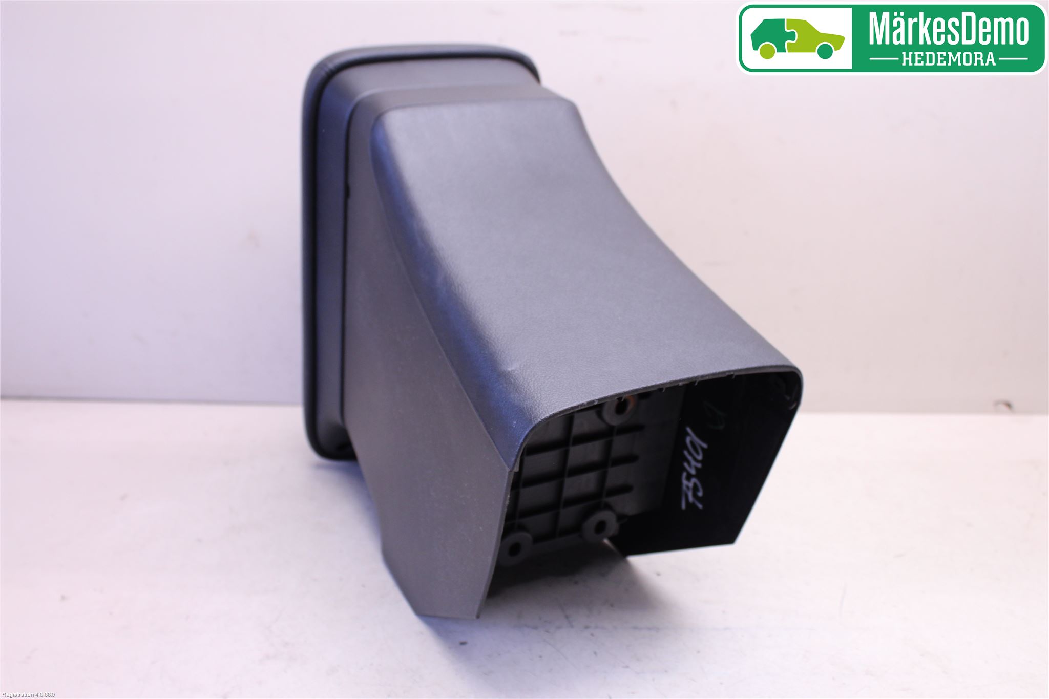 Mitsubishi OUTLANDER 13-21 Innr Armlene