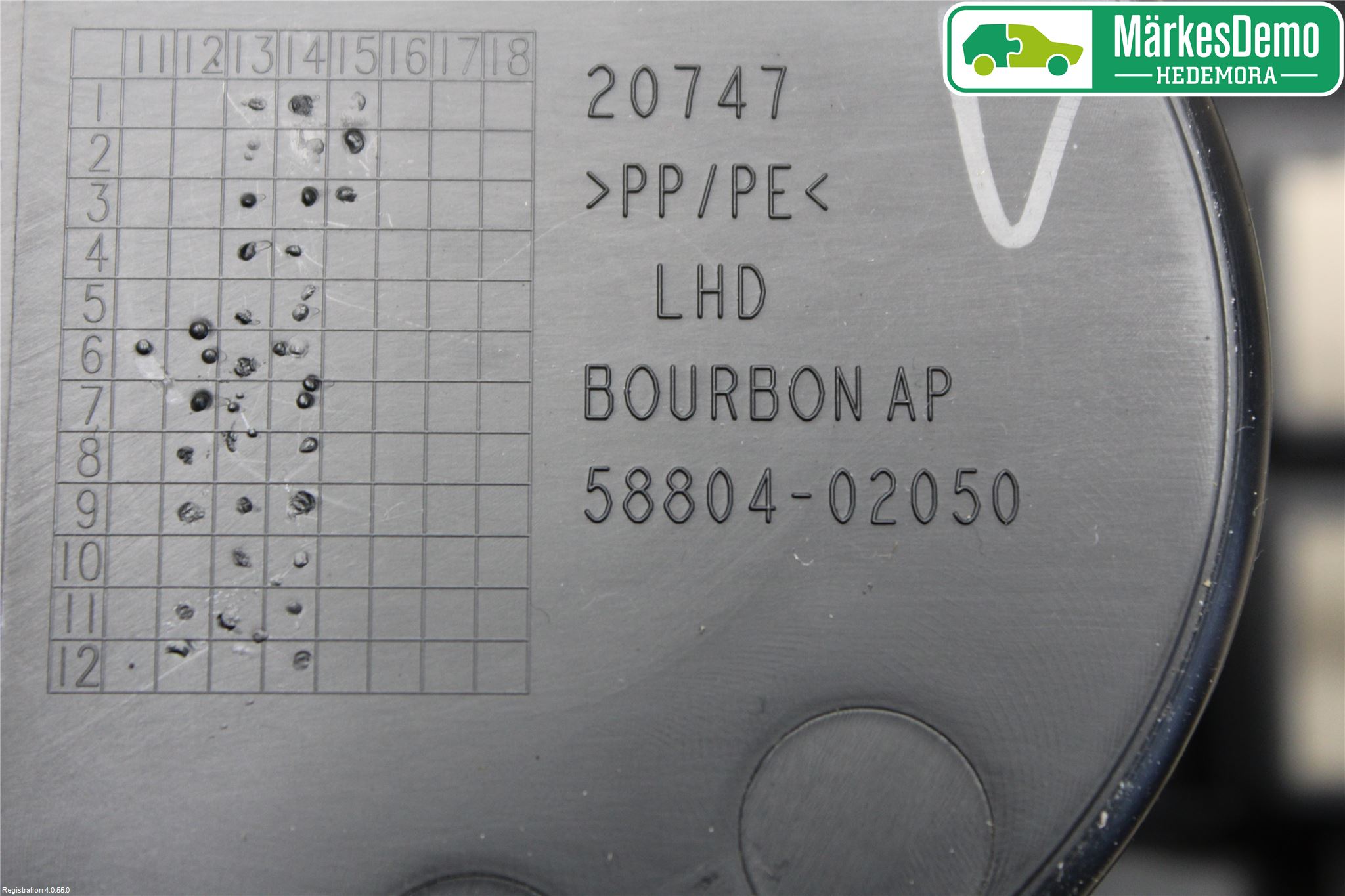 Toyota AURIS 13-19 Innr Koppholder