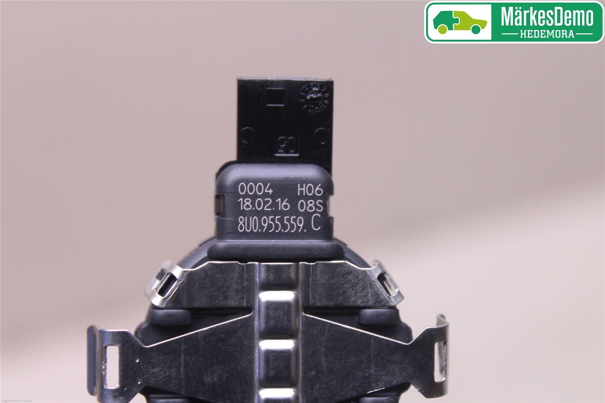 Audi A4/S4 B9 16-19 Sensor Regnsensor