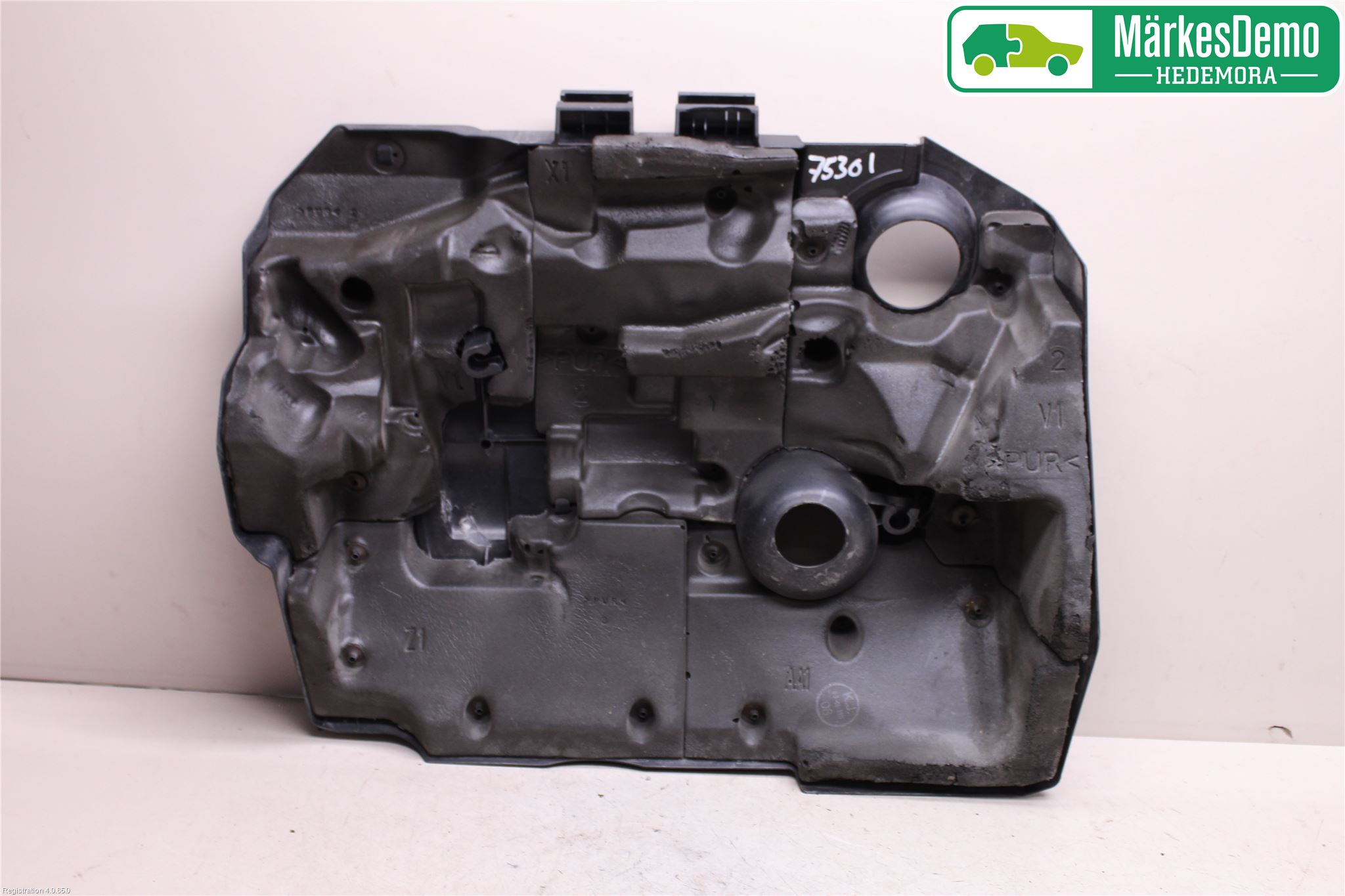 Toyota AURIS 10-12 Motor Deksel Over Motor