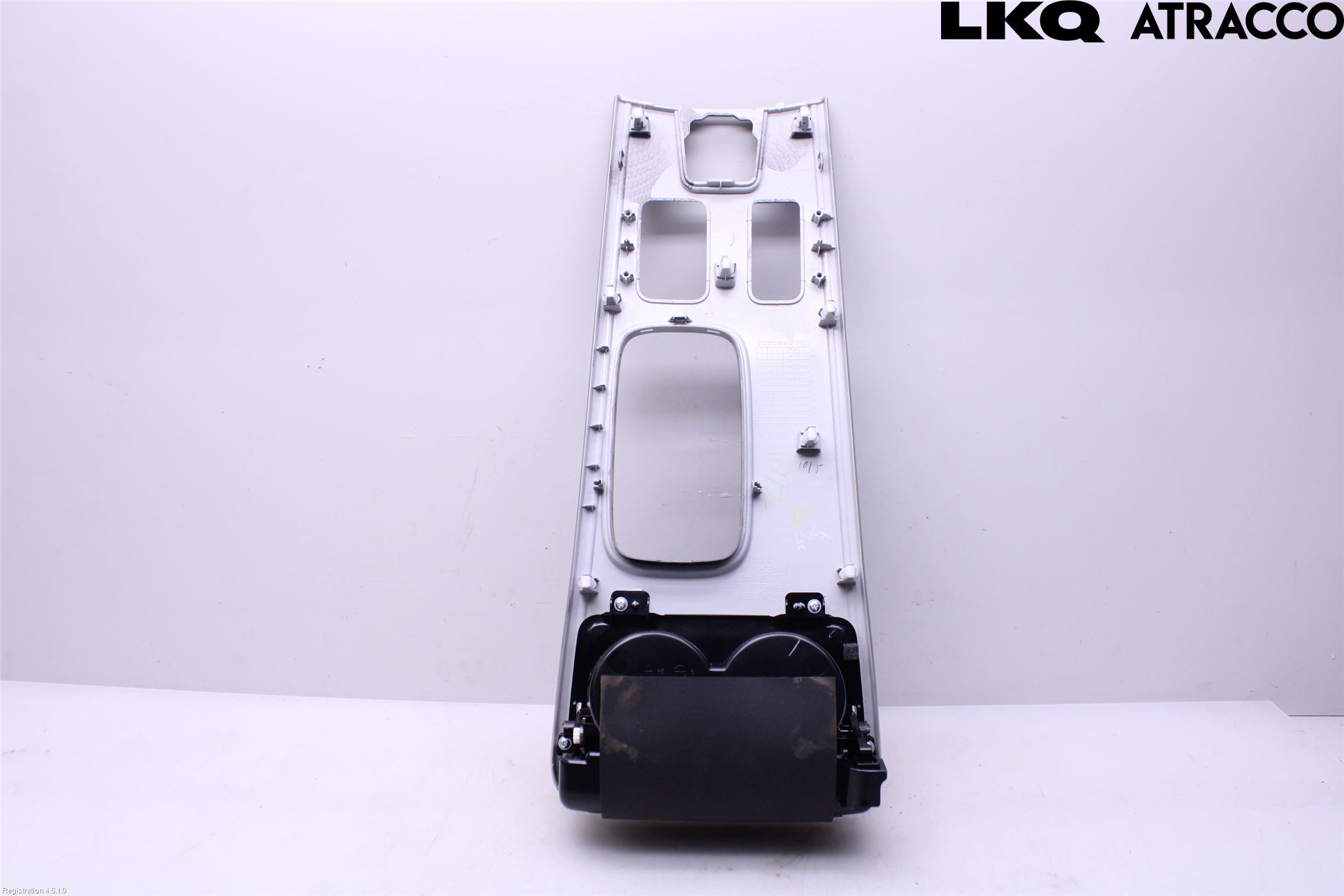 Mitsubishi OUTLANDER 13-21 Instrumentkonsoll Midt