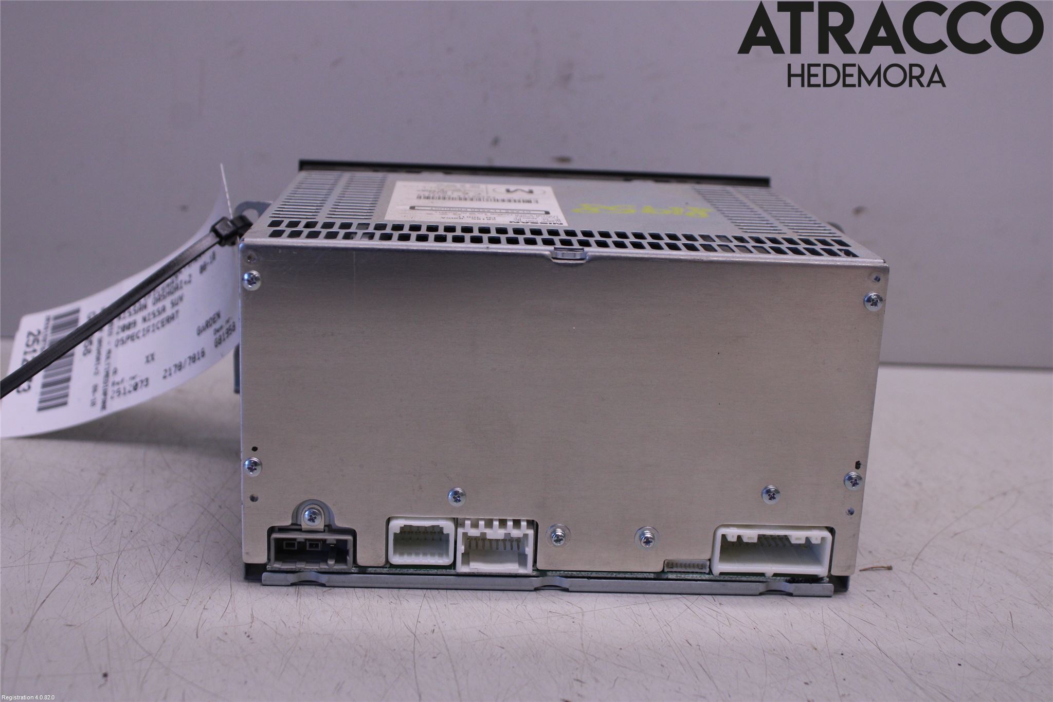 Nissan QASHQAI+2  08-10 Stereo Radio Med Cd