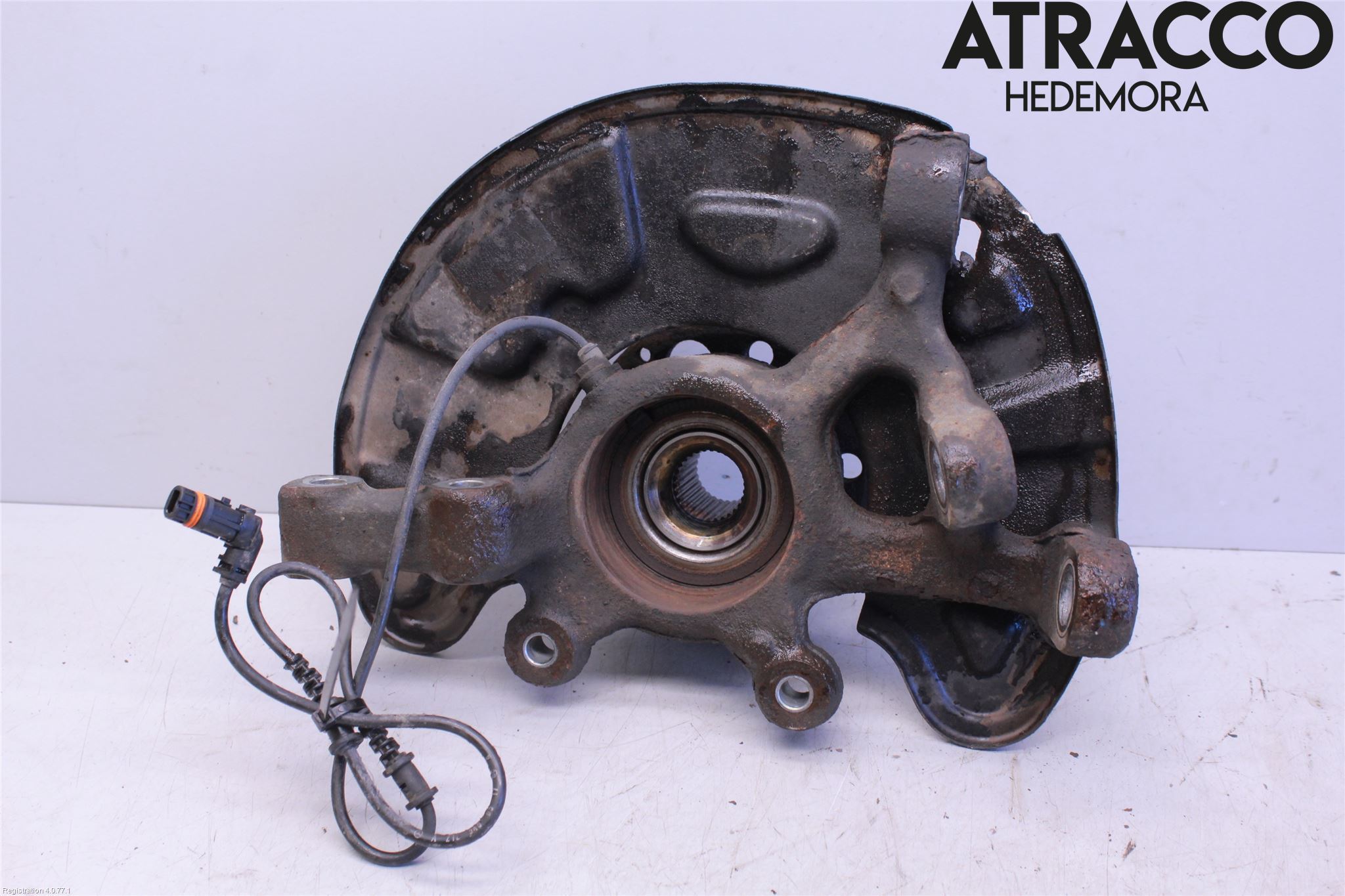 Mercedes-Benz MB E-KLASS (W212) 09-16 Spindel Vf
