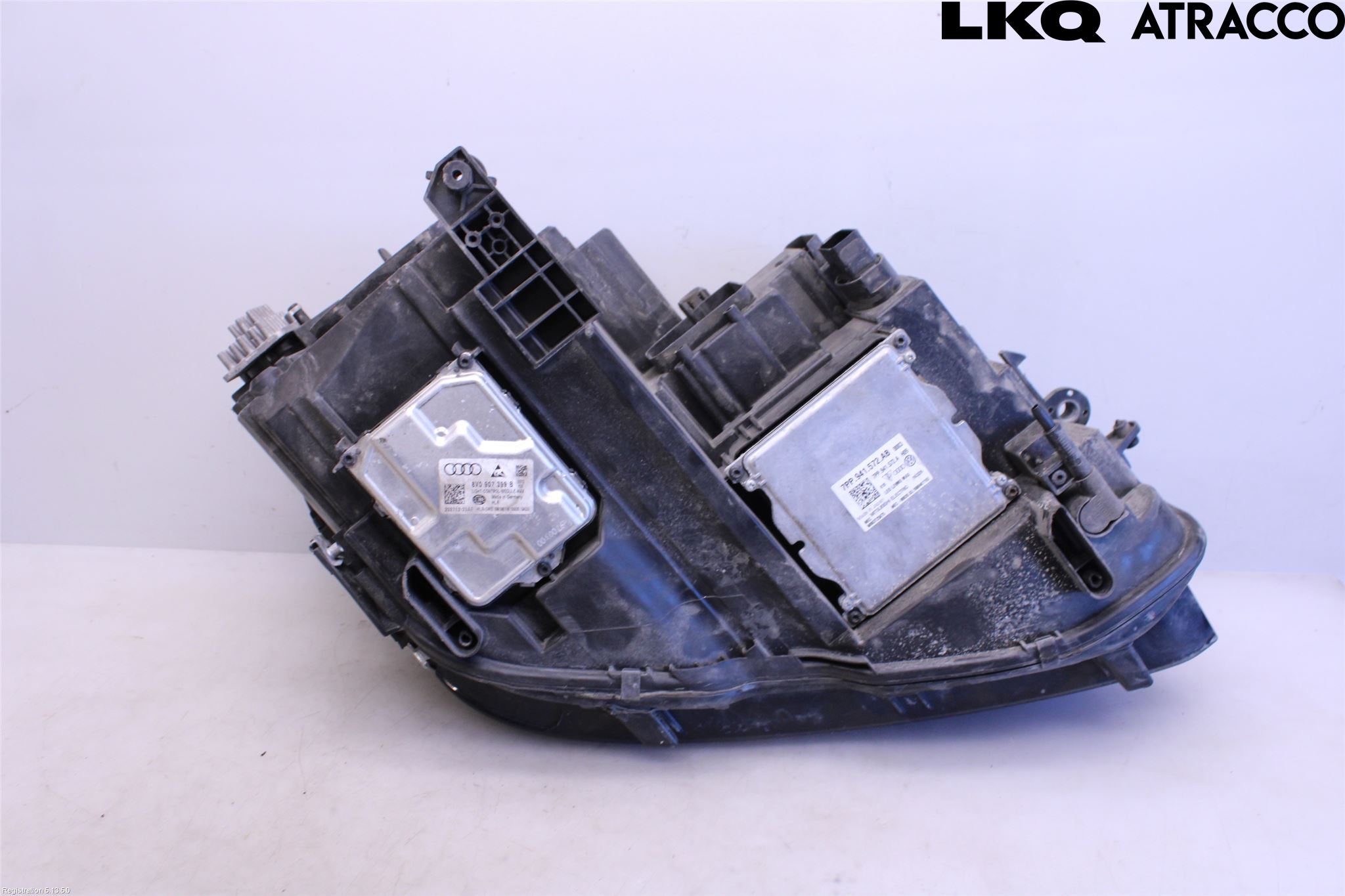 Volkswagen VW TIGUAN 16-24 Frontlykt Venstre