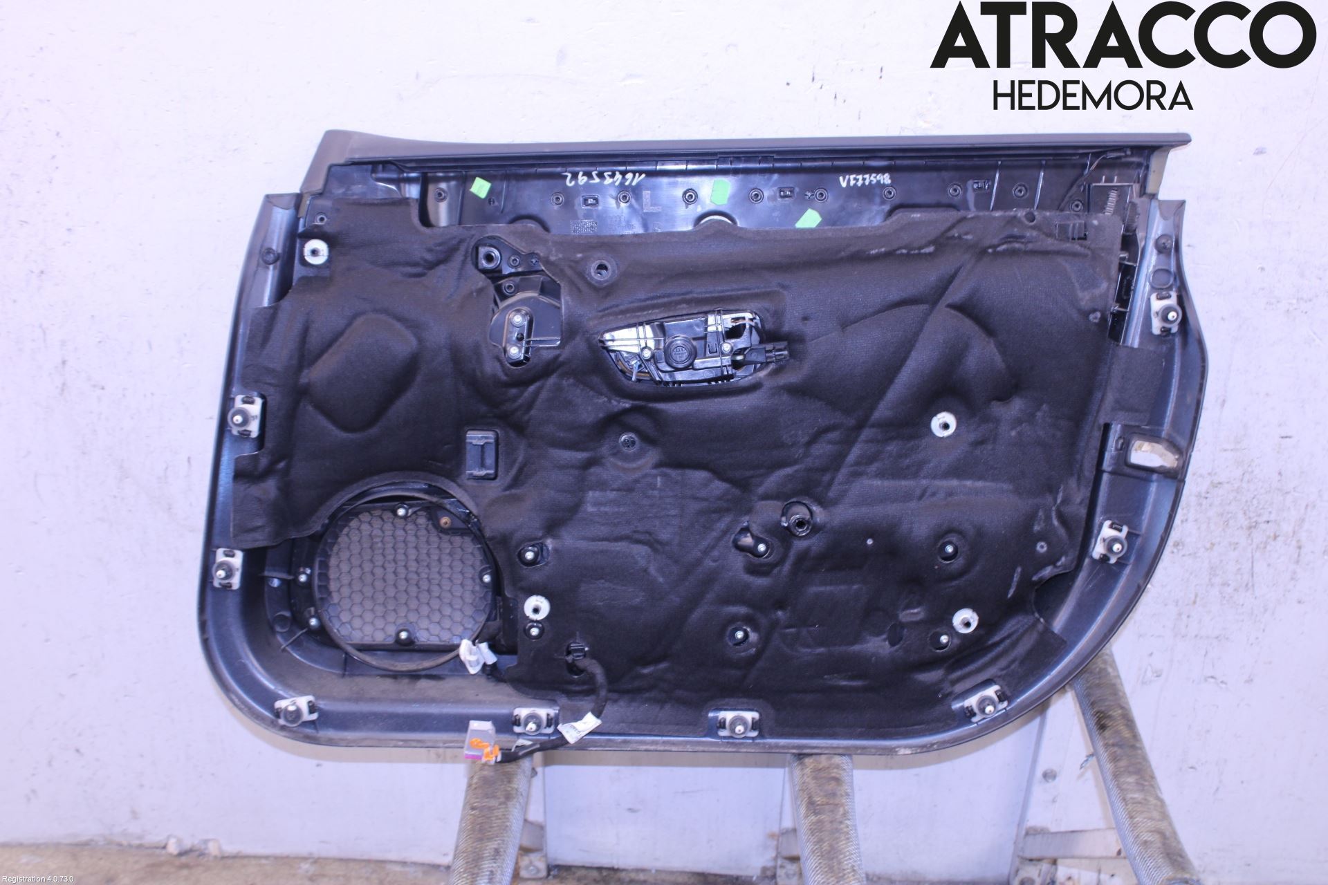 Audi A8/S8 4E  02-09 Innr Sidetrekk-Deksel