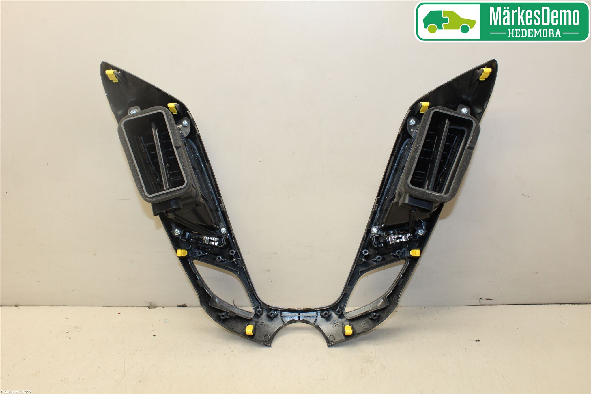 Hyundai VELOSTER 12-17 Dashbord Kanal - Dyse