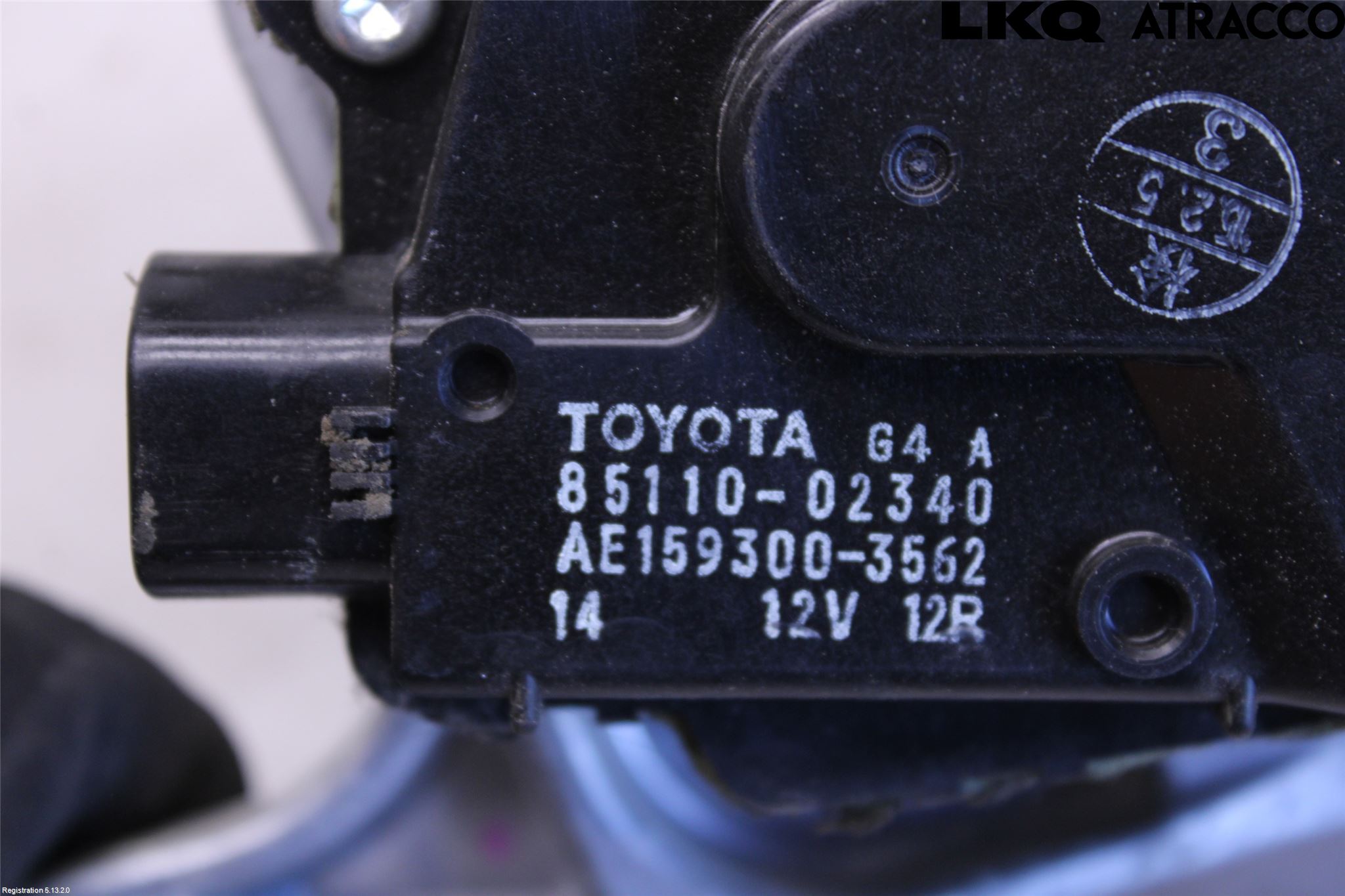 Toyota AURIS 13-19 Viskermotor Frontrute