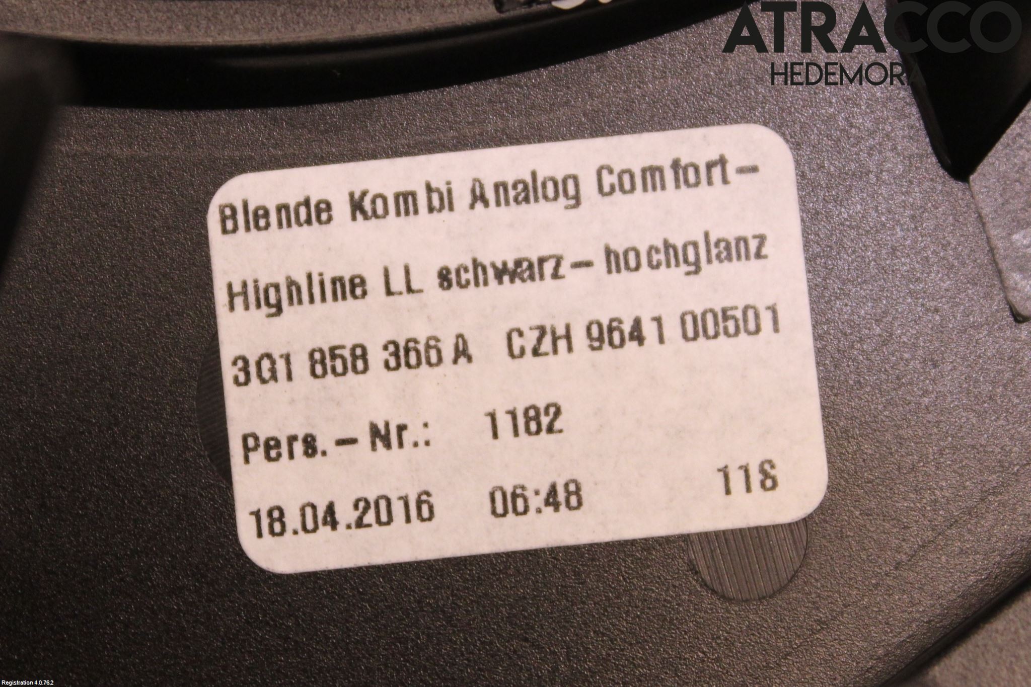 Volkswagen VW PASSAT 15-19 Instrument Ramme