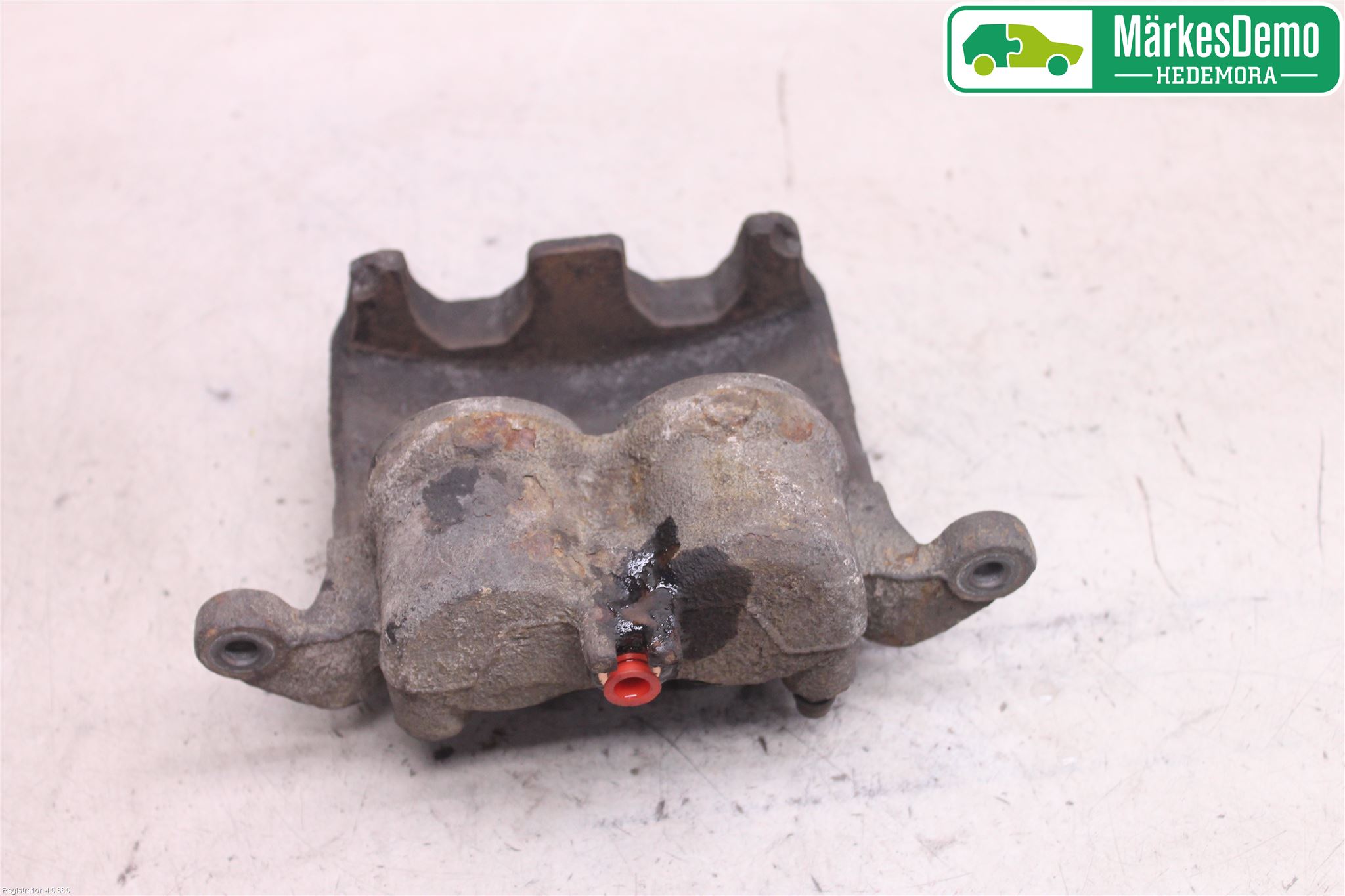 Nissan NAVARA 05-16 Bremsecaliper Foran Høyre