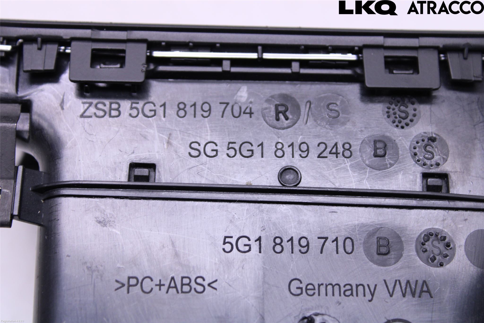 Volkswagen VW GOLF / E-GOLF VII 13-20 Dashbord Kanal - Dyse
