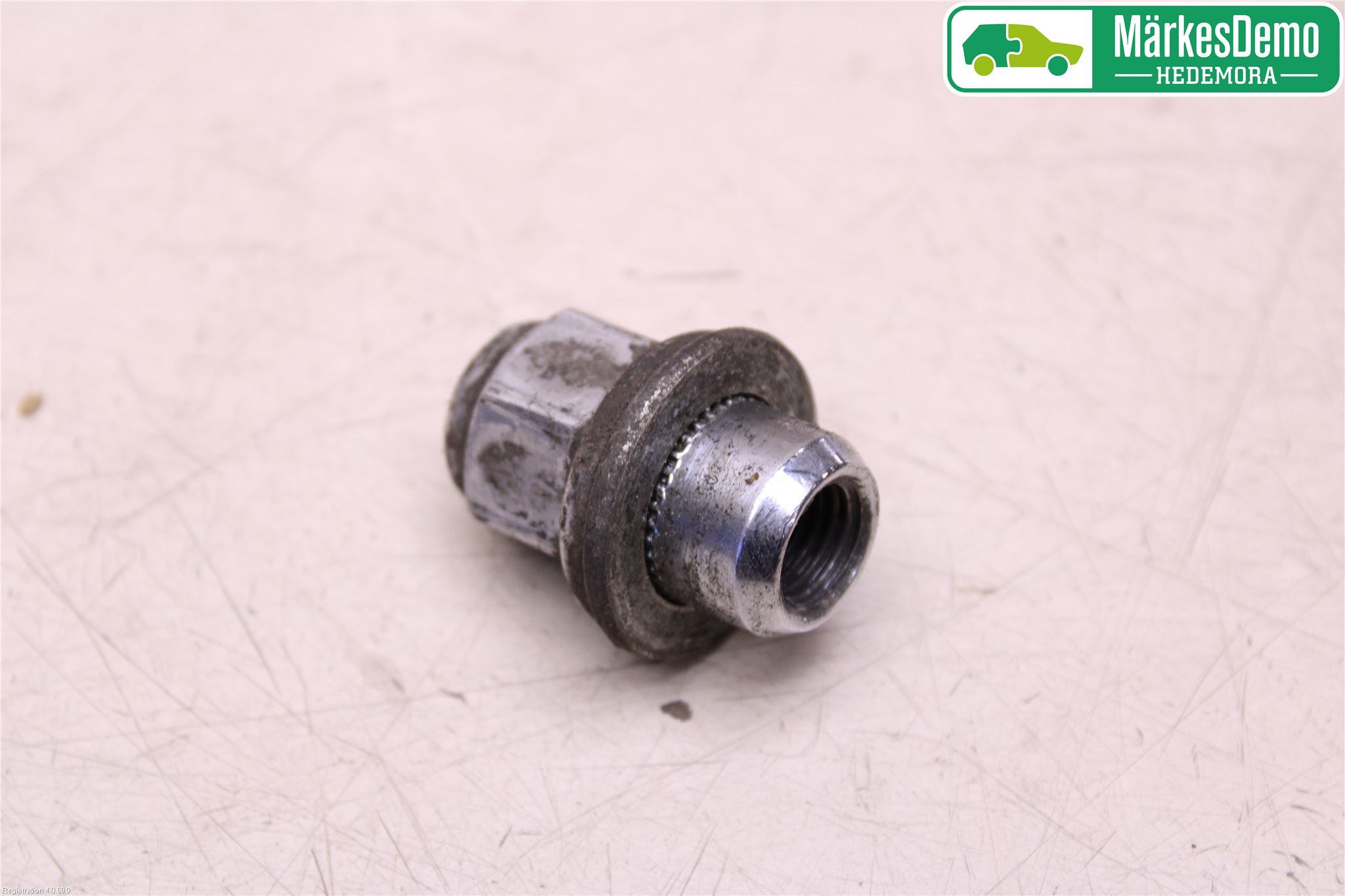 Toyota YARIS XP130 15-20 Hjulmutter - Bolt - Sett