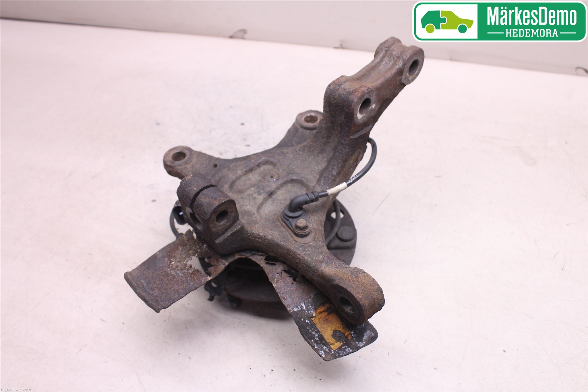Hyundai H-1/STAREX 08-21 Spindel Vf