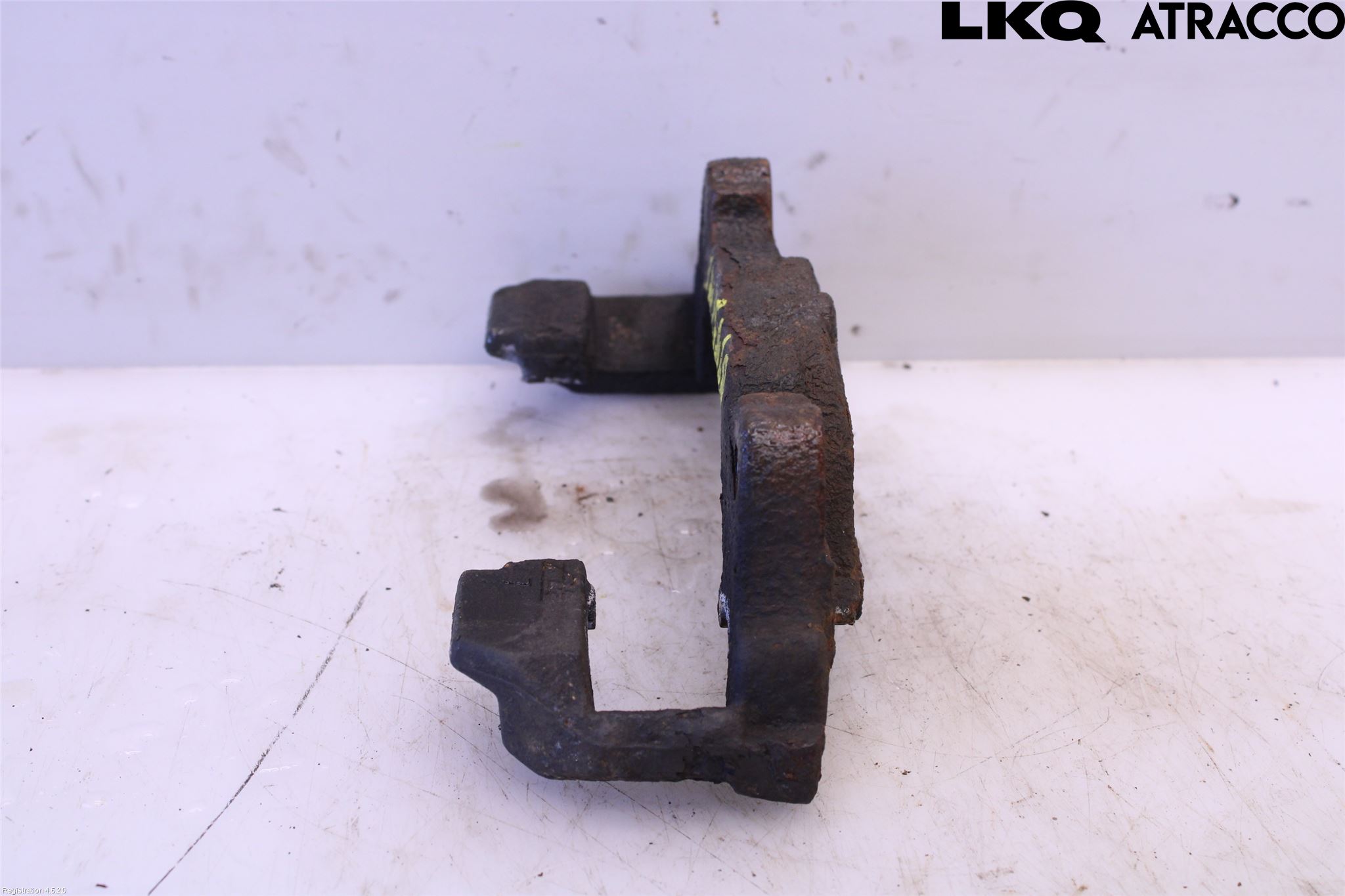 Volkswagen VW CADDY      04-10 Bremsecaliper Feste Holder