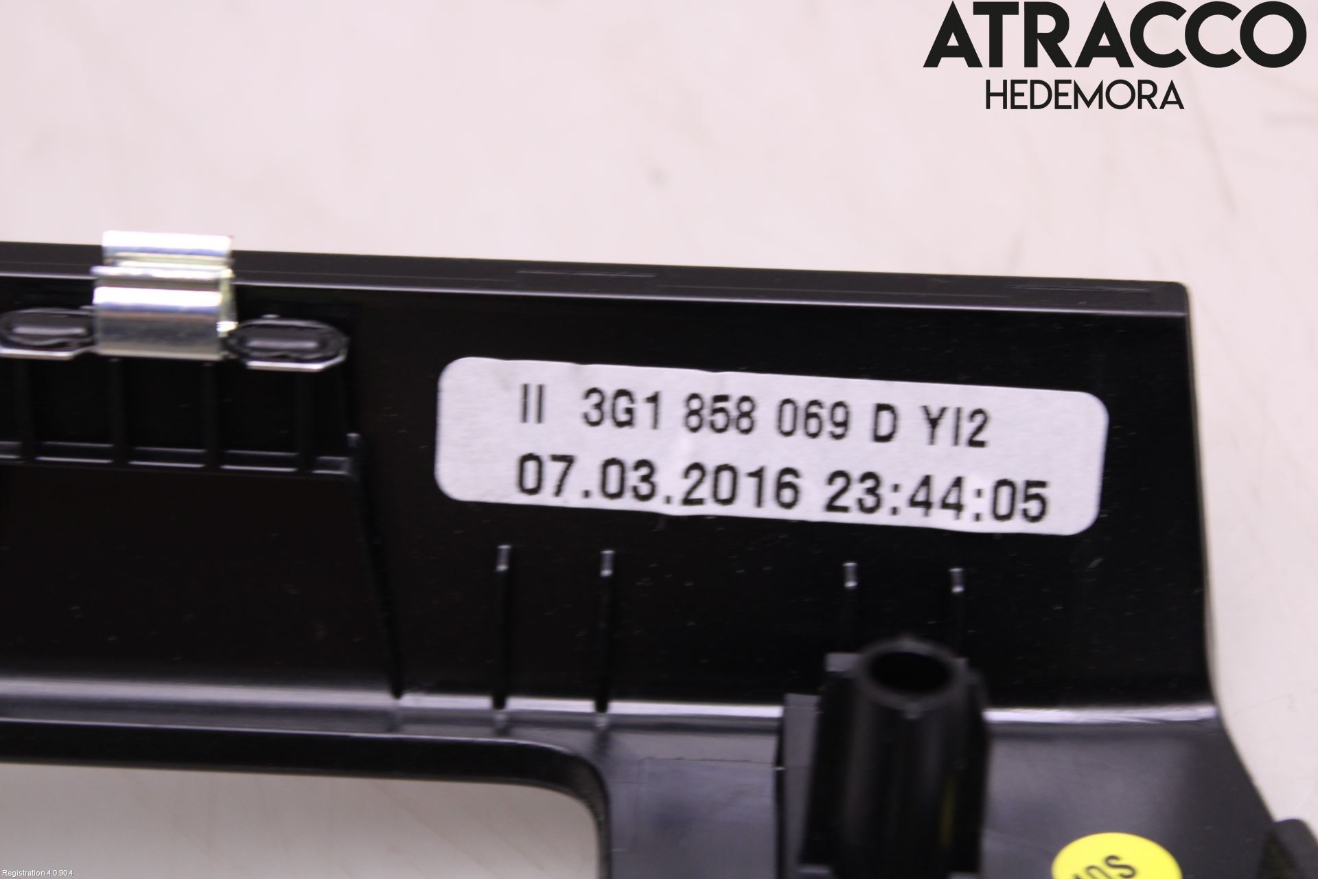 Volkswagen VW PASSAT 15-19 Innr Radio Ramme