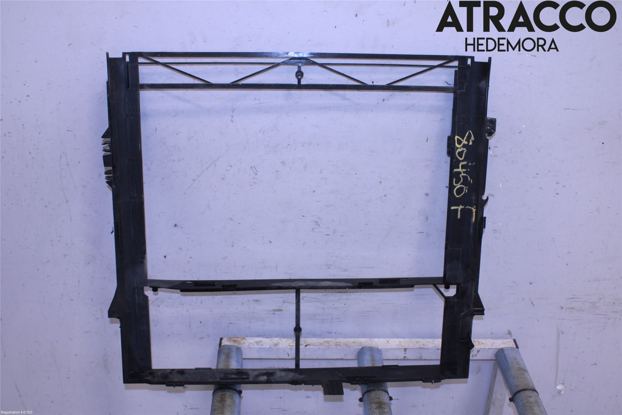 Landrover LAND ROVER RANGE ROVER L322 02-12 Radiator Feste - Ramme - Bjelk