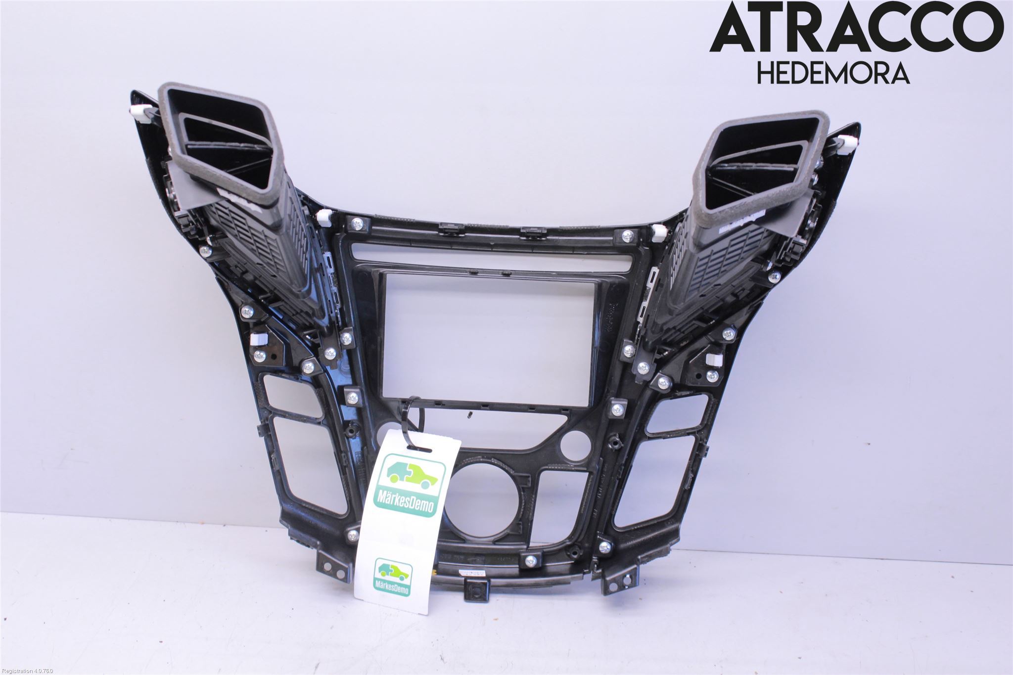 Hyundai i40 08-15 Innr Radio Ramme