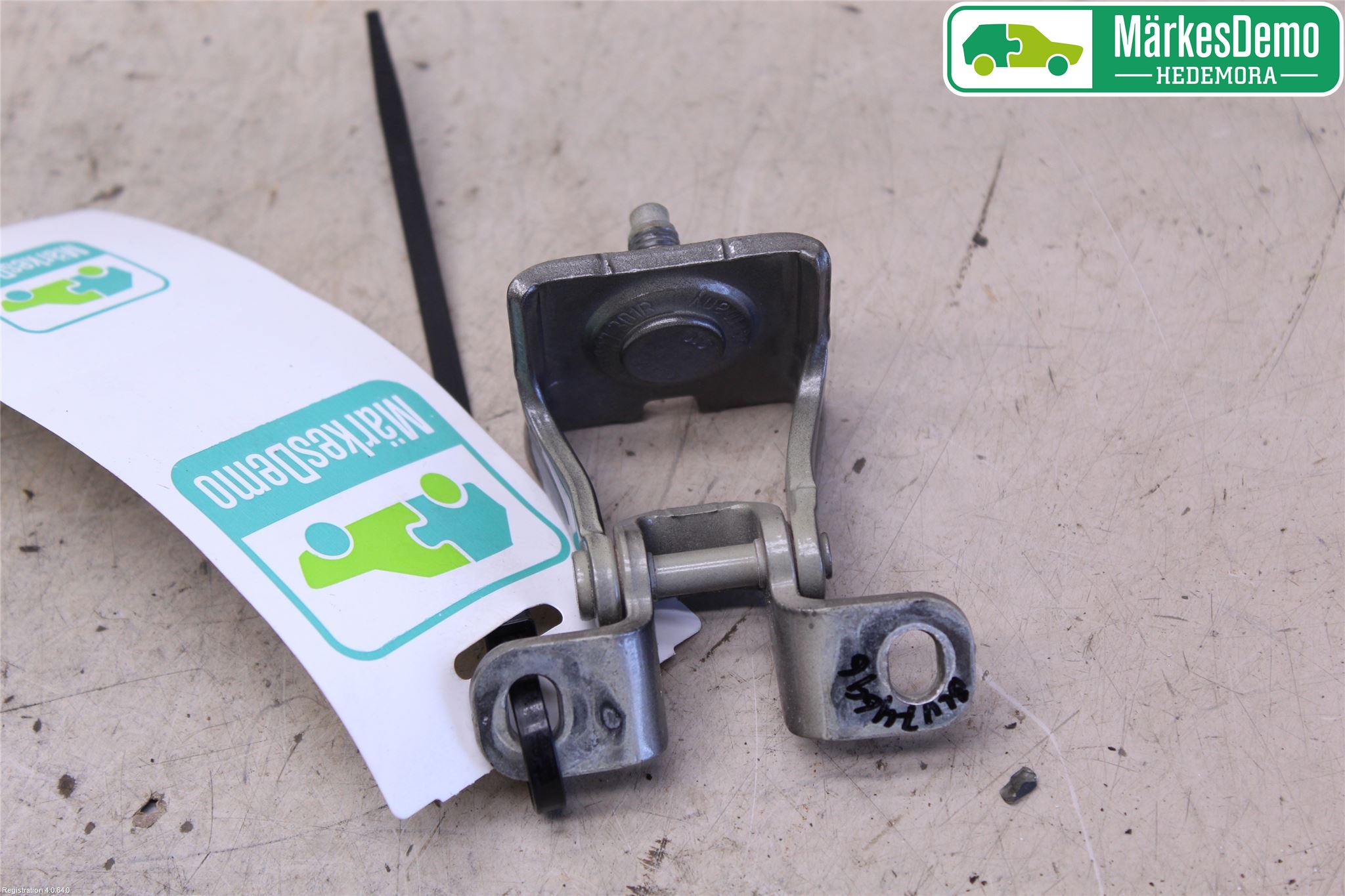 Volkswagen VW GOLF / E-GOLF VII 13-20 Bakluke Hengsel Venstre