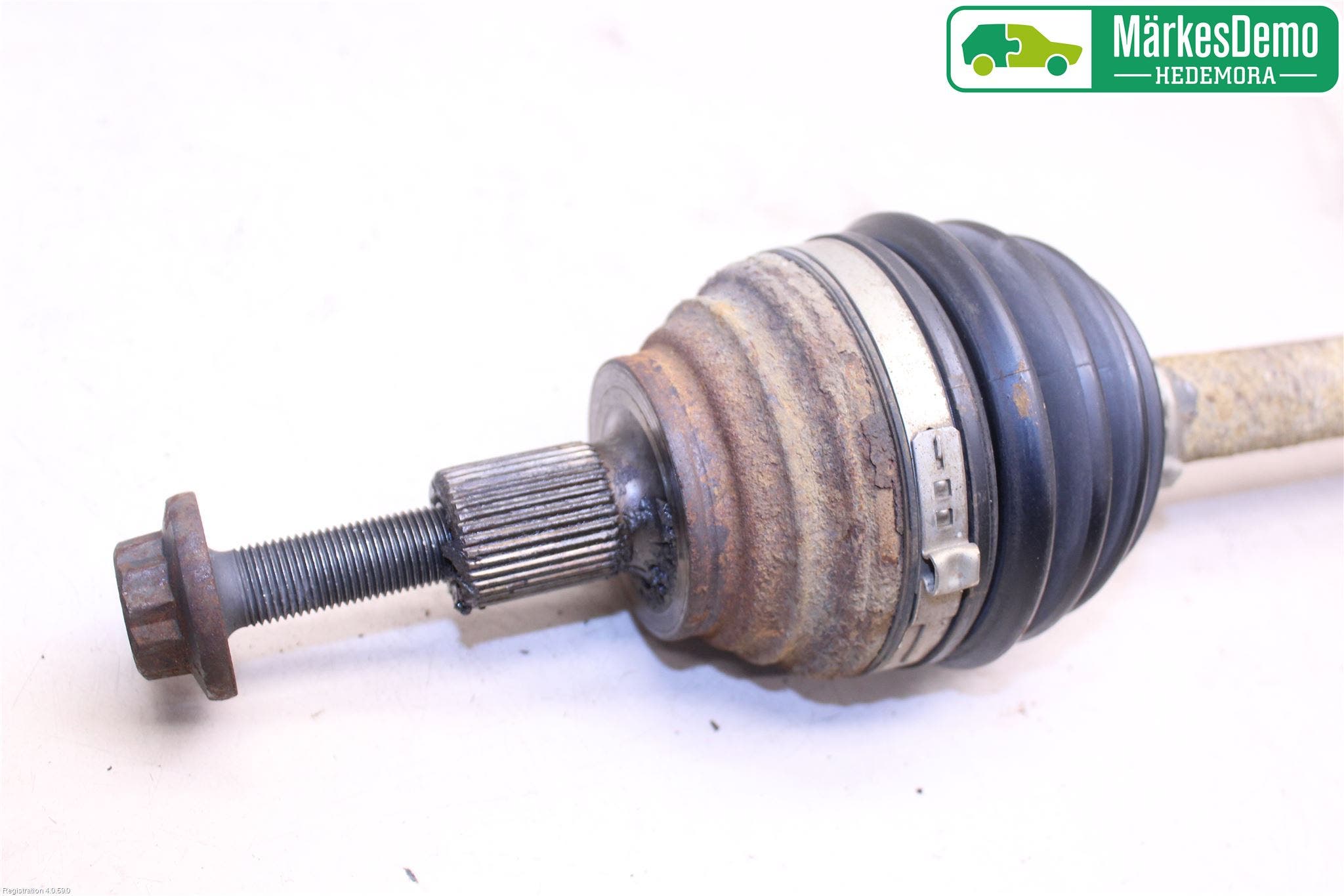 Volkswagen VW GOLF PLUS/CROSS GOLF 04-14 Drivaksel Foran Kompl Venstre