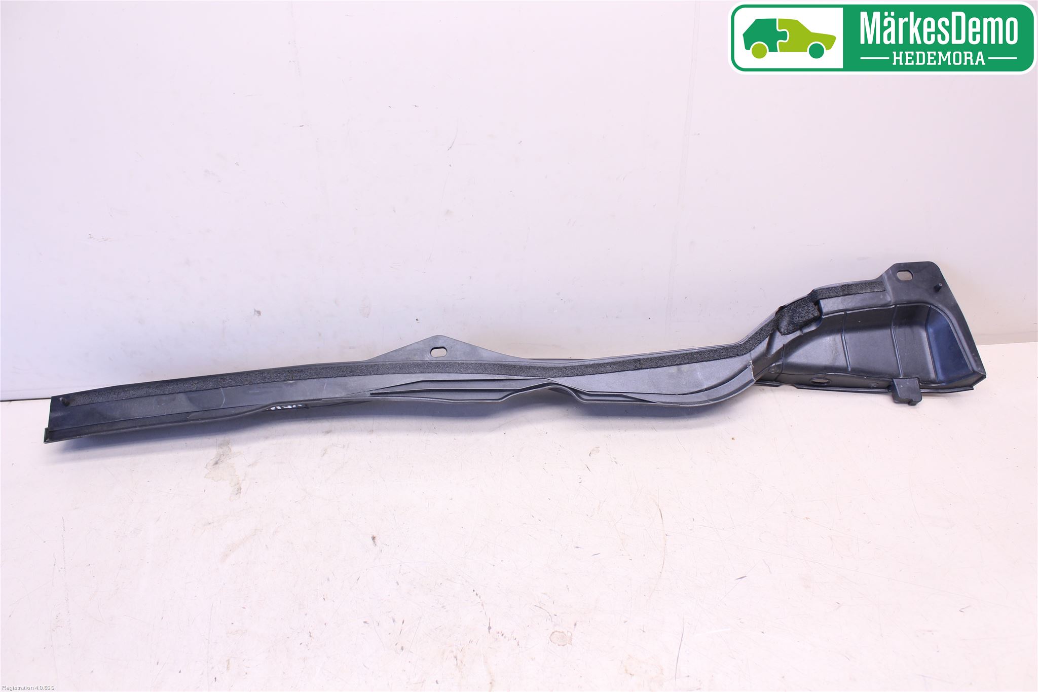 Mazda CX-7 Visker Deksel-Grill-Under Frr