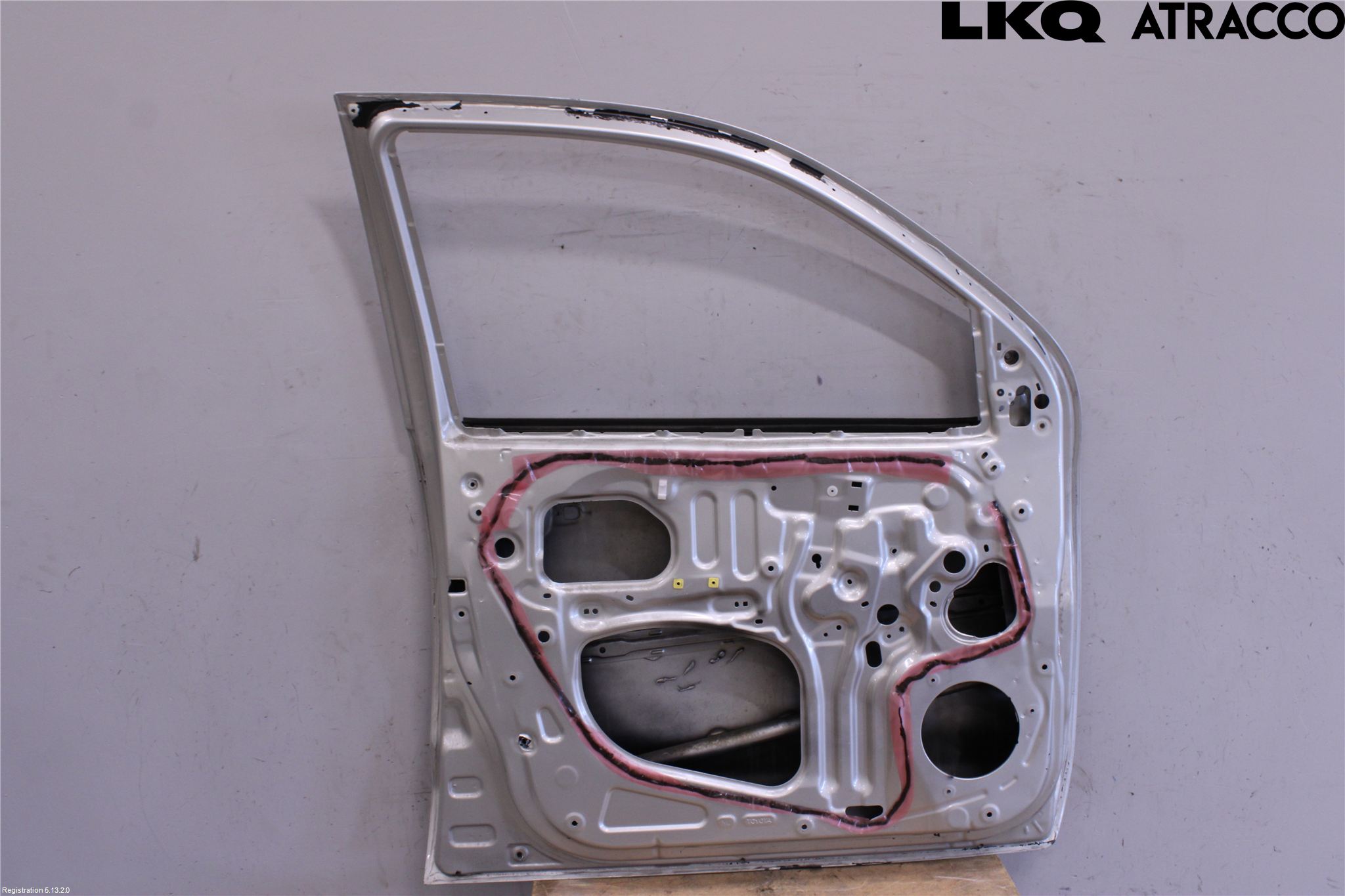 Toyota HILUX 05-16 Dør 4D Foran Venstre