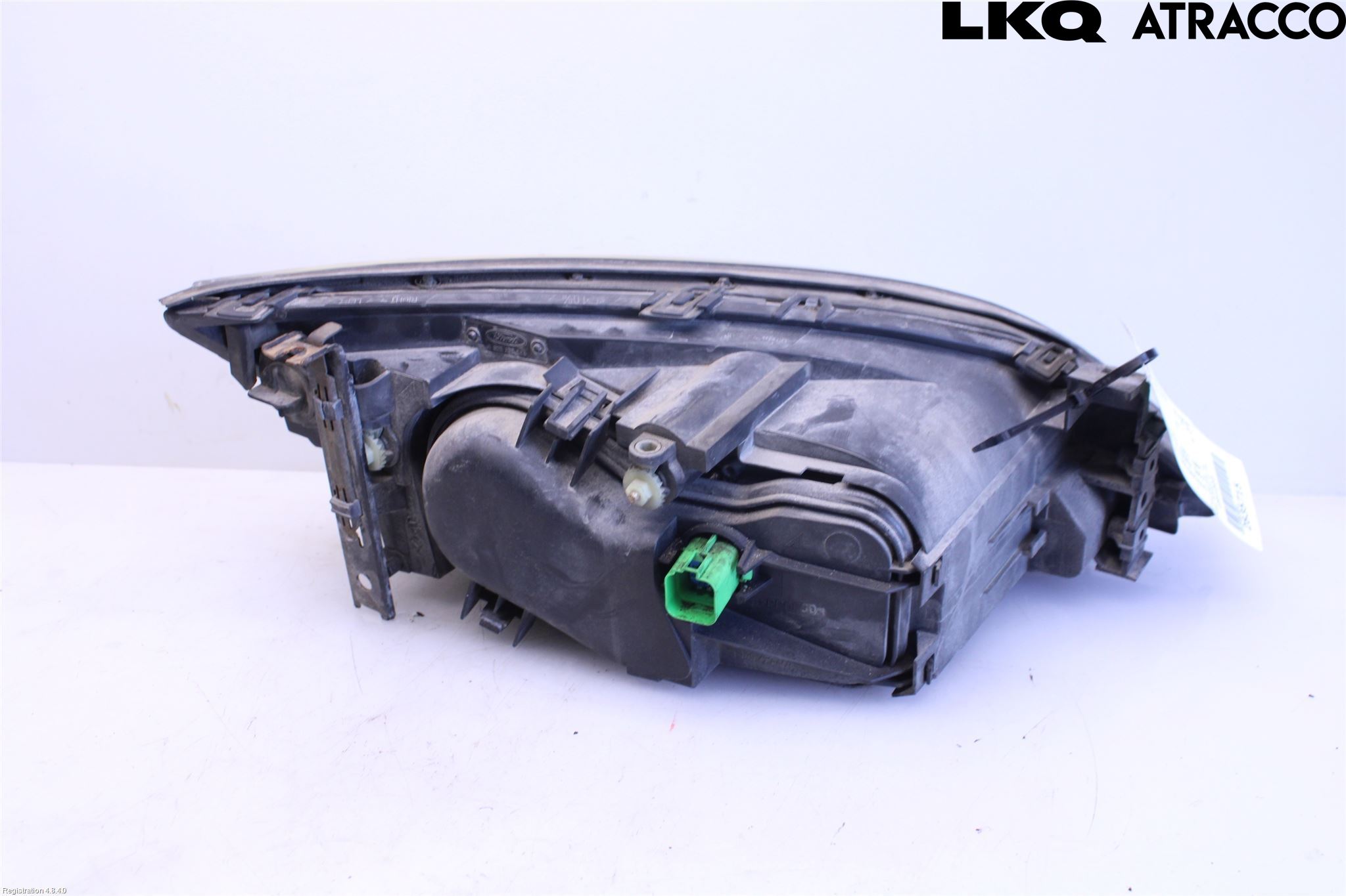 Ford MONDEO     01-06 Frontlykt Venstre