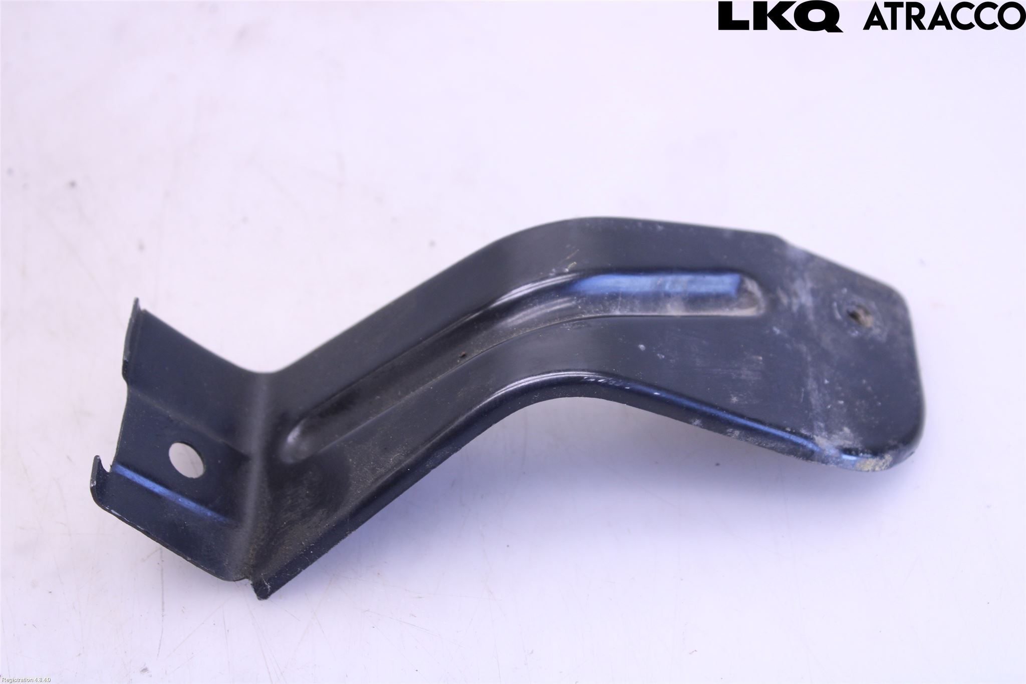 Volkswagen VW PASSAT 01-05 Frontskjermfeste Venstre