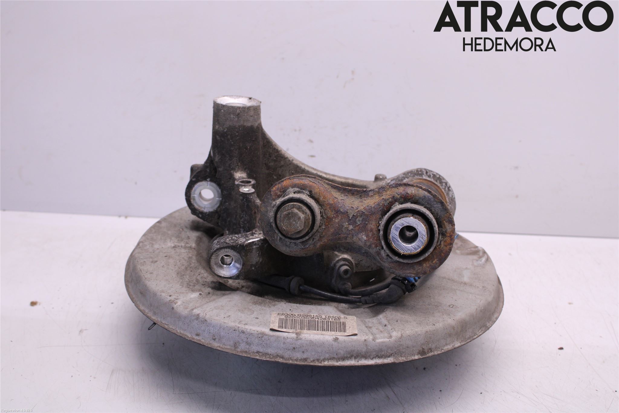 BMW 6 E63/64    02-10 Spindel Hb