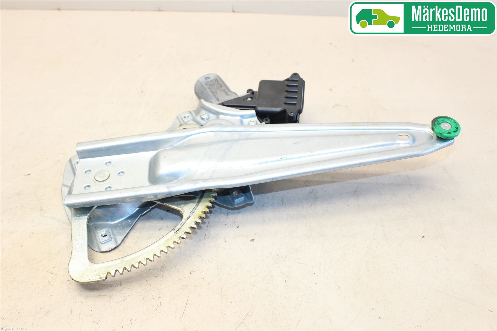 Toyota AURIS 13-19 Vindusheis El Komp