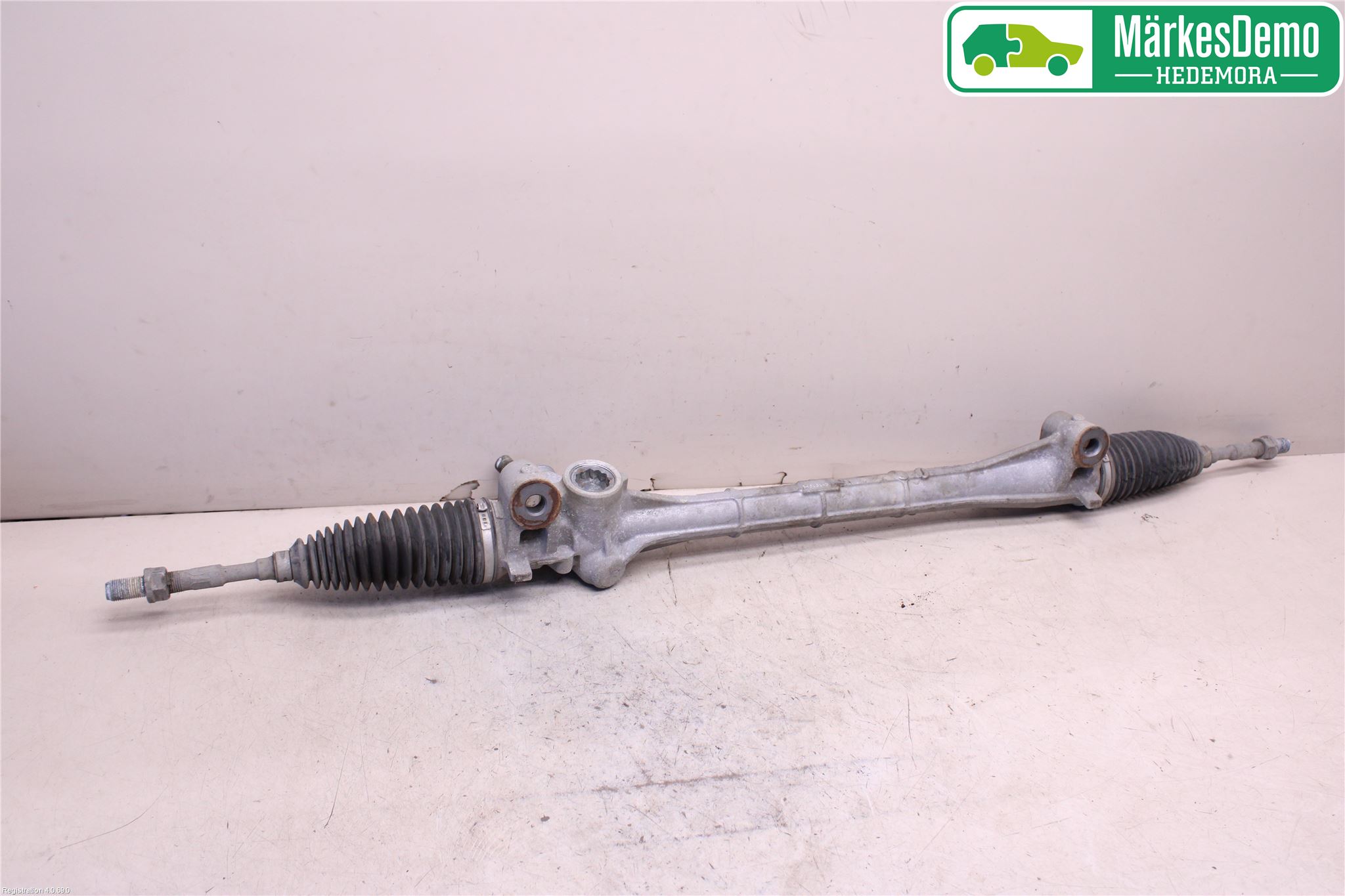 Toyota AVENSIS 16-18 Snekke - Tannstang