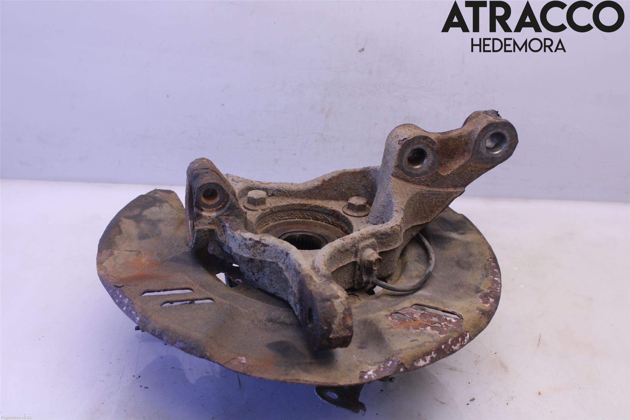 Subaru IMPREZA IV 13-17 Spindel Vf
