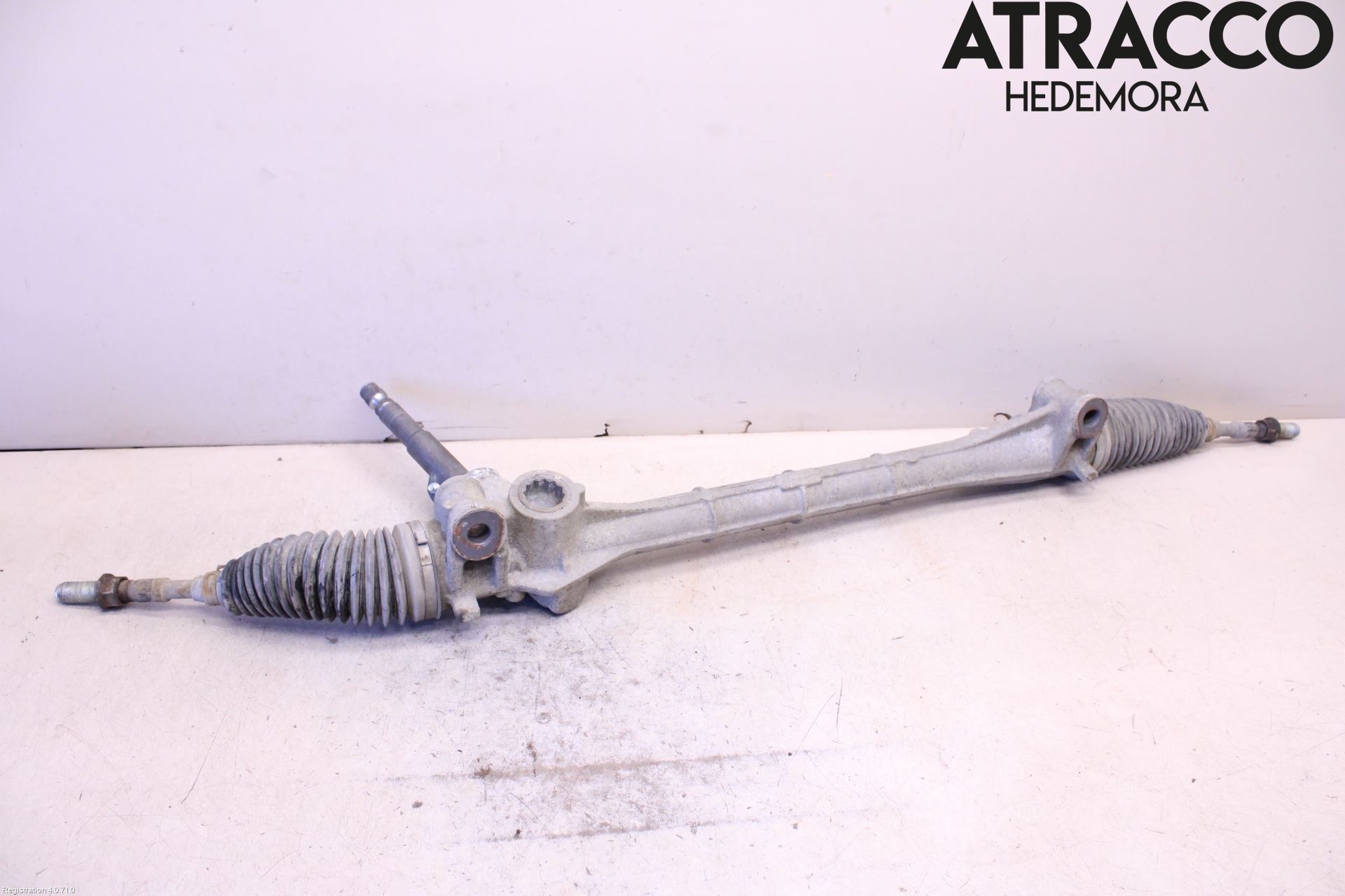 Toyota AURIS 07-09 Snekke - Tannstang