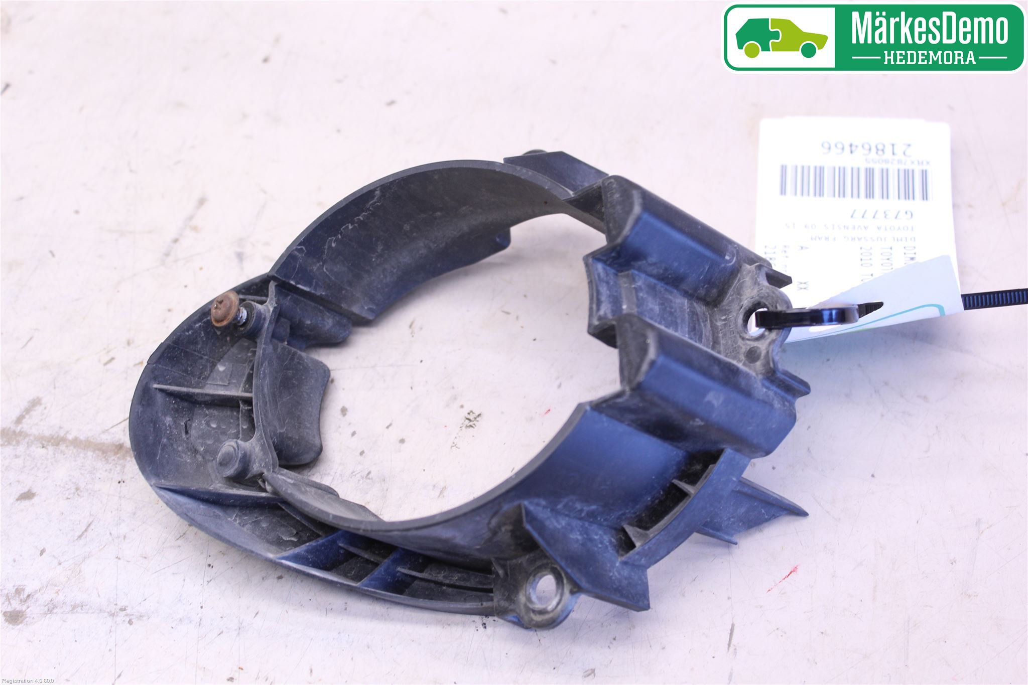 Toyota AVENSIS 09-15 Frontlykt Kurve-Tåkelys Ramme