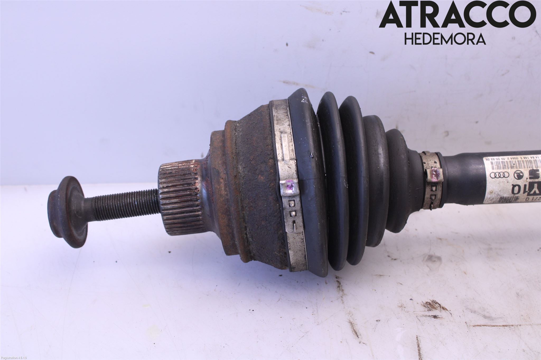 Audi A4/S4 08-11 Drivaksel Foran Kompl Høyre