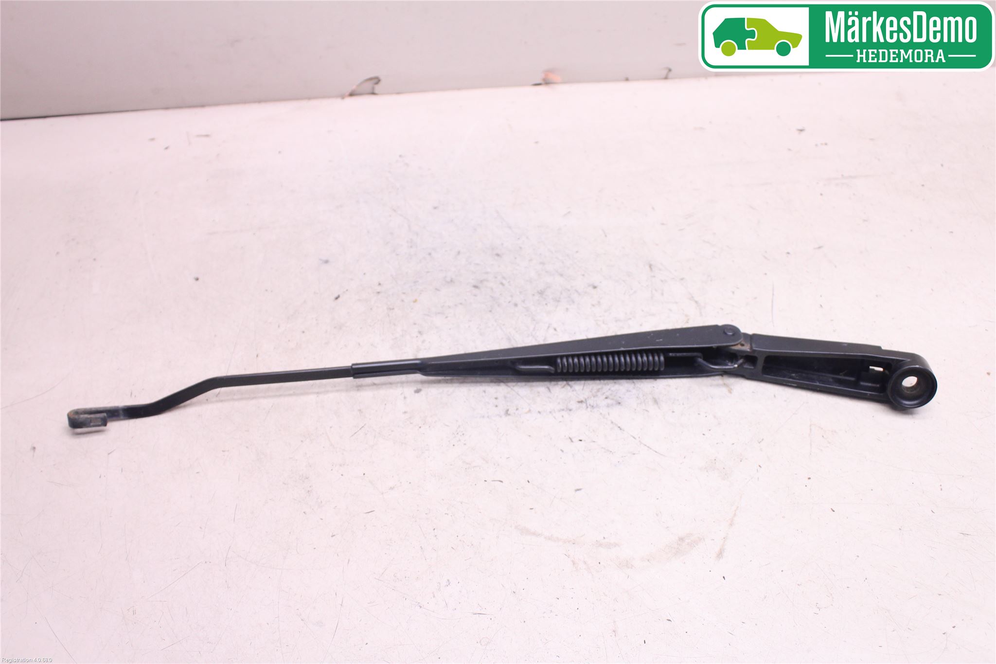 Nissan NAVARA 05-16 Viskerarm-Armer Frontrute