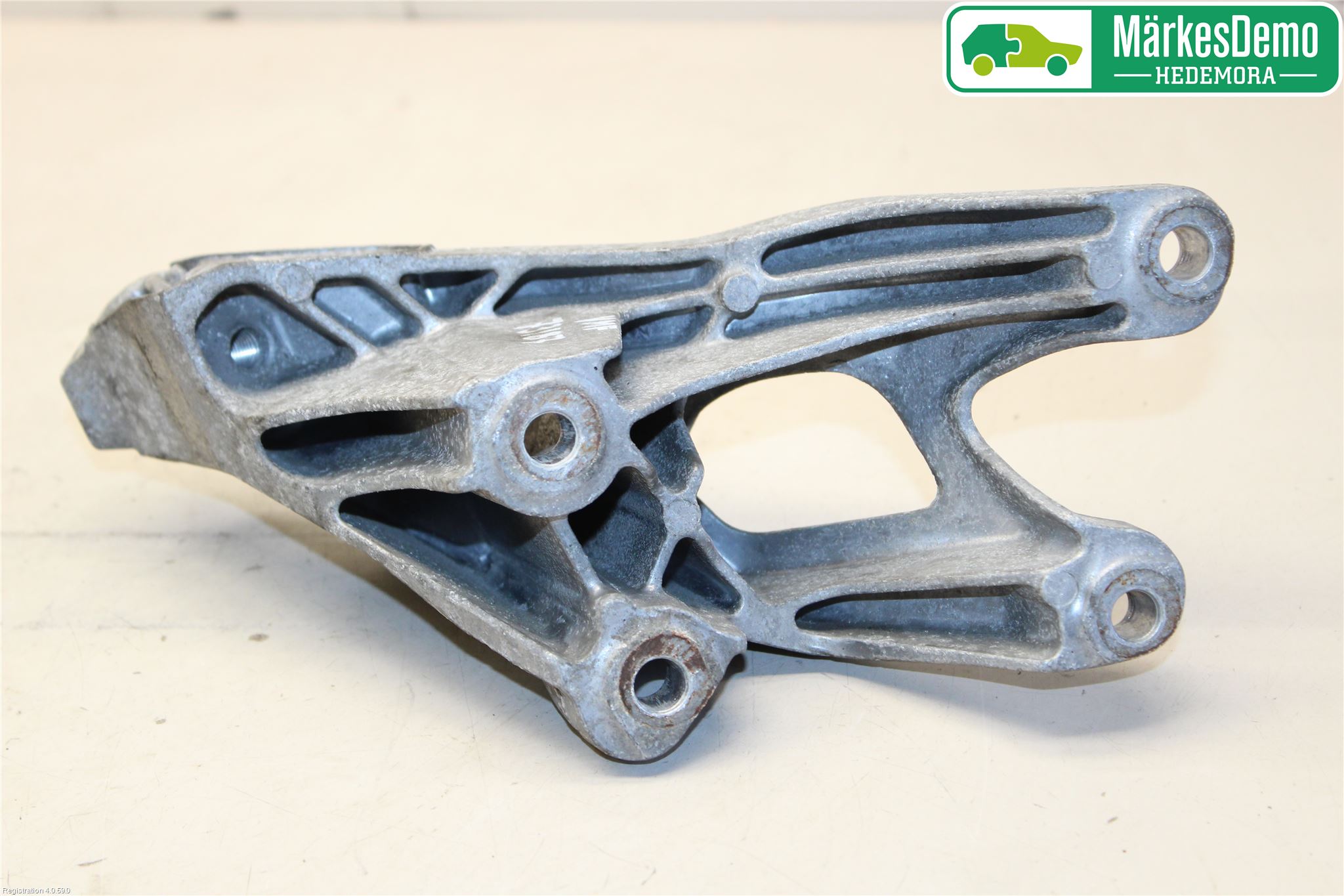 Audi A4/S4 08-11 Motor Feste Stål-Alu