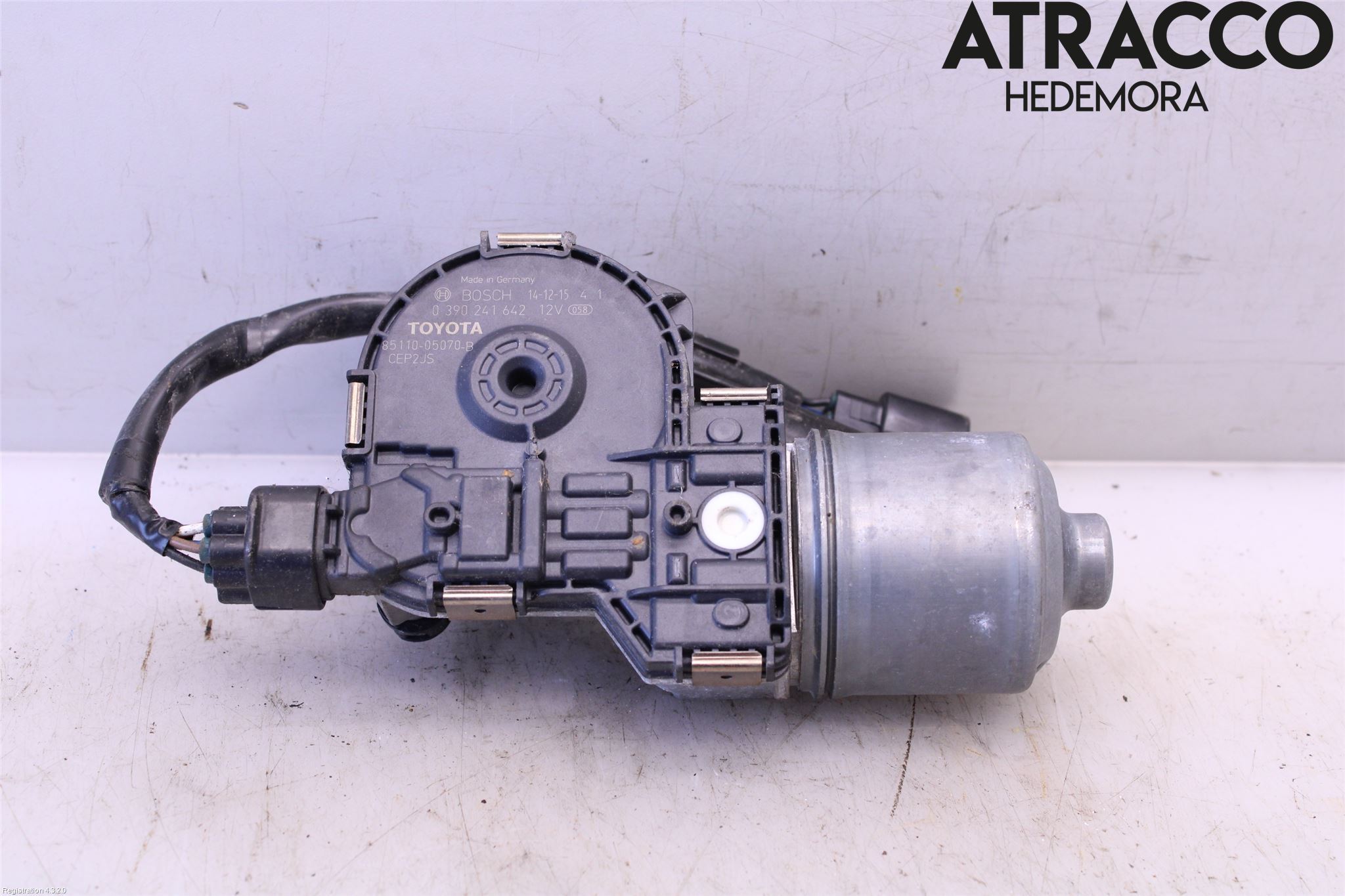 Toyota AVENSIS 09-15 Viskermotor Frontrute