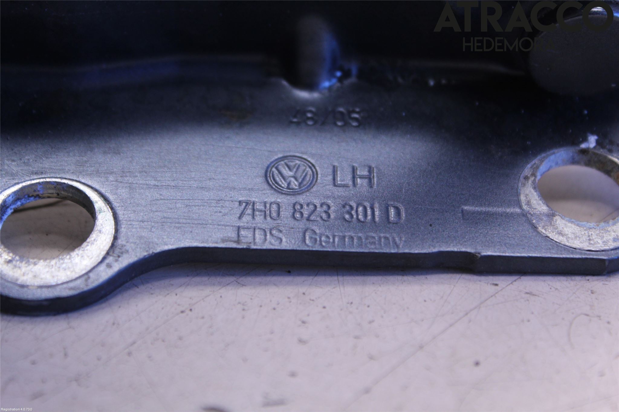 Volkswagen VW TRANSP/CARAVELLE (T5) 04-15 Panser Hengsel - Hengsler