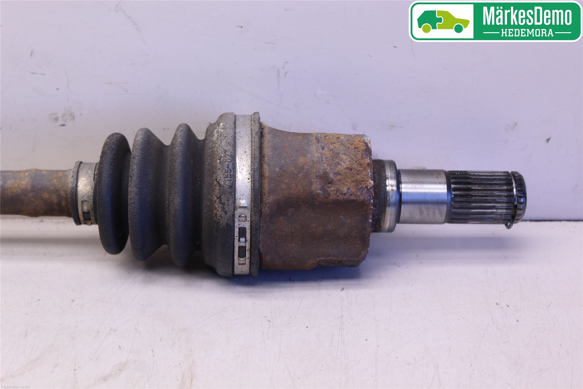 Kia SPORTAGE (SL) 11-15 Drivaksel Bak Kompl Venstre