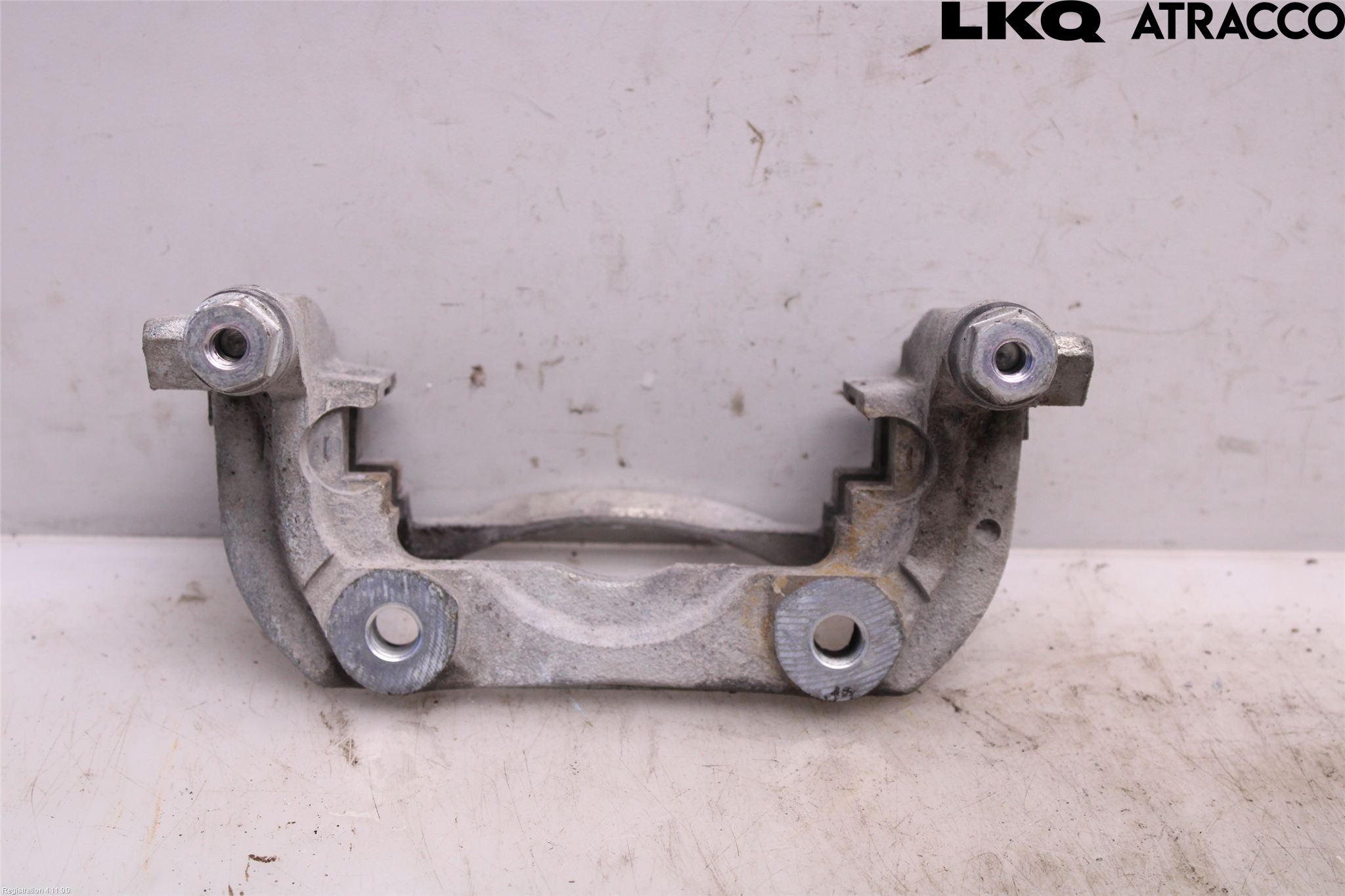 Toyota YARIS CROSS XP21 21- Bremsecaliper Feste Holder
