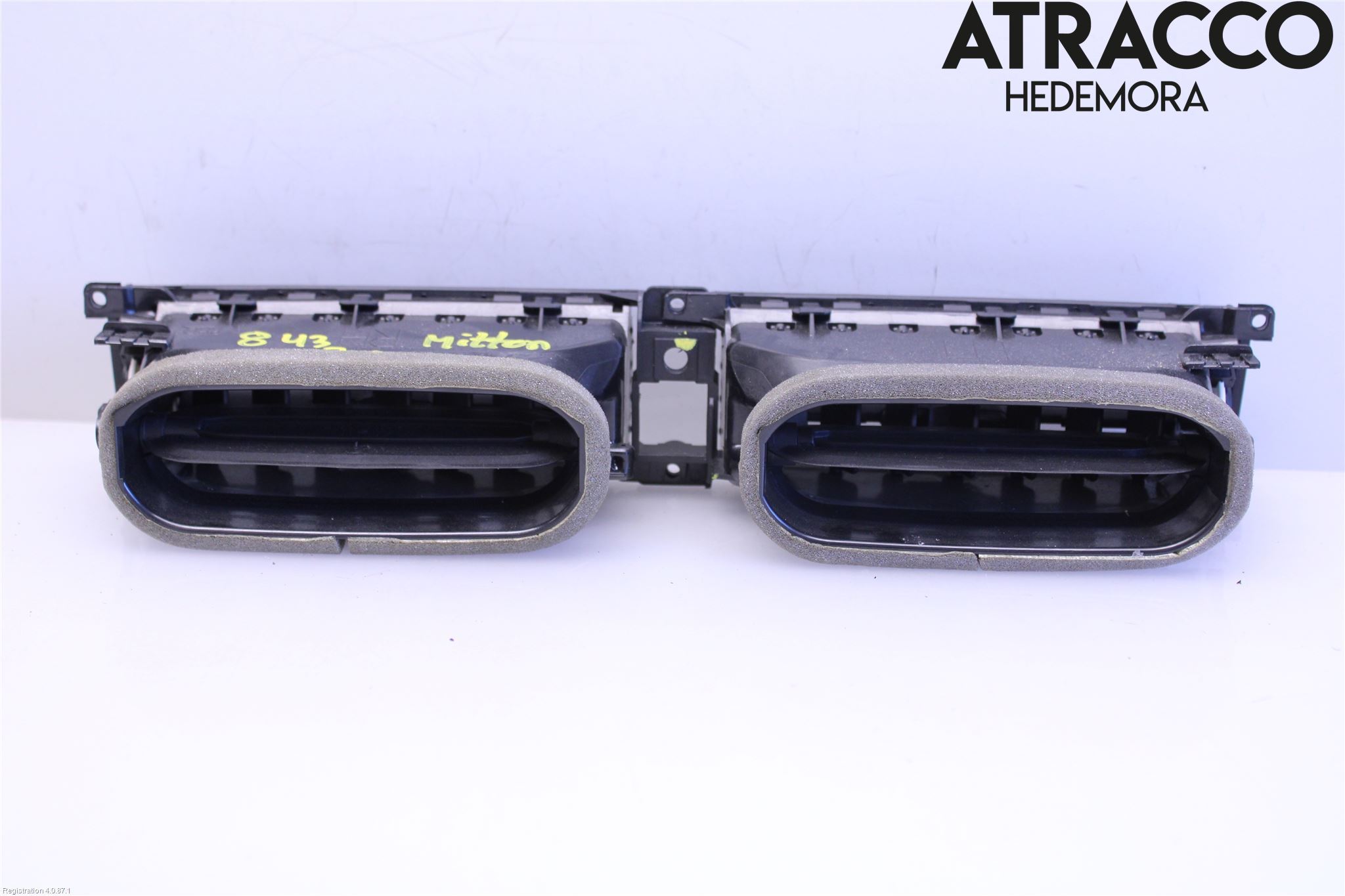 Volvo XC70 08-13 Dashbord Kanal - Dyse