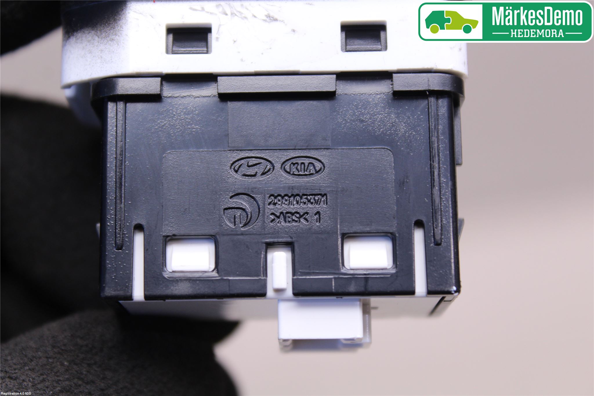 Kia RIO 12-16 Bryter Dashbord Lys Dimming