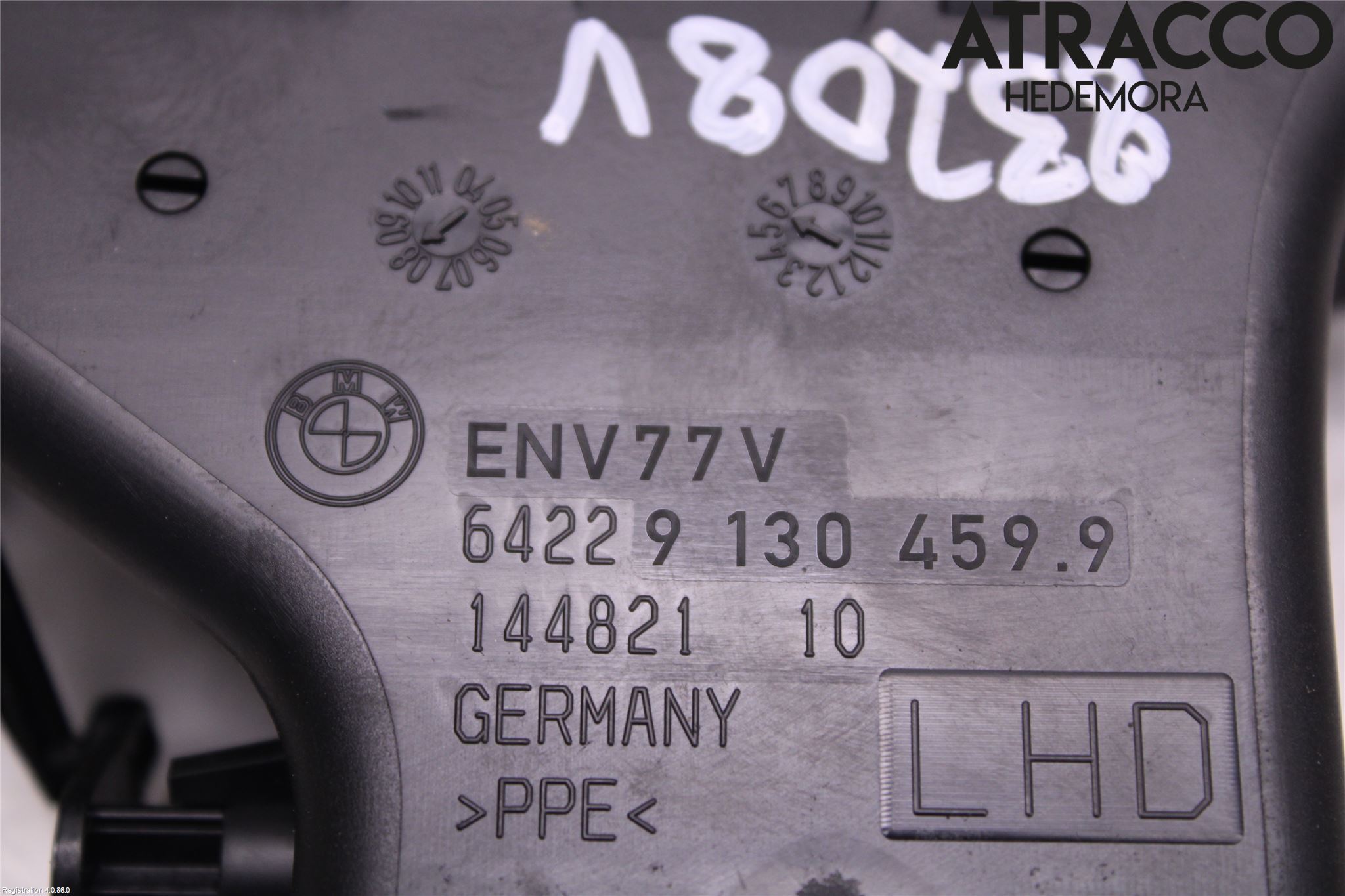 BMW 3 E90/91 SED/TOU 05-12 Dashbord Kanal - Dyse