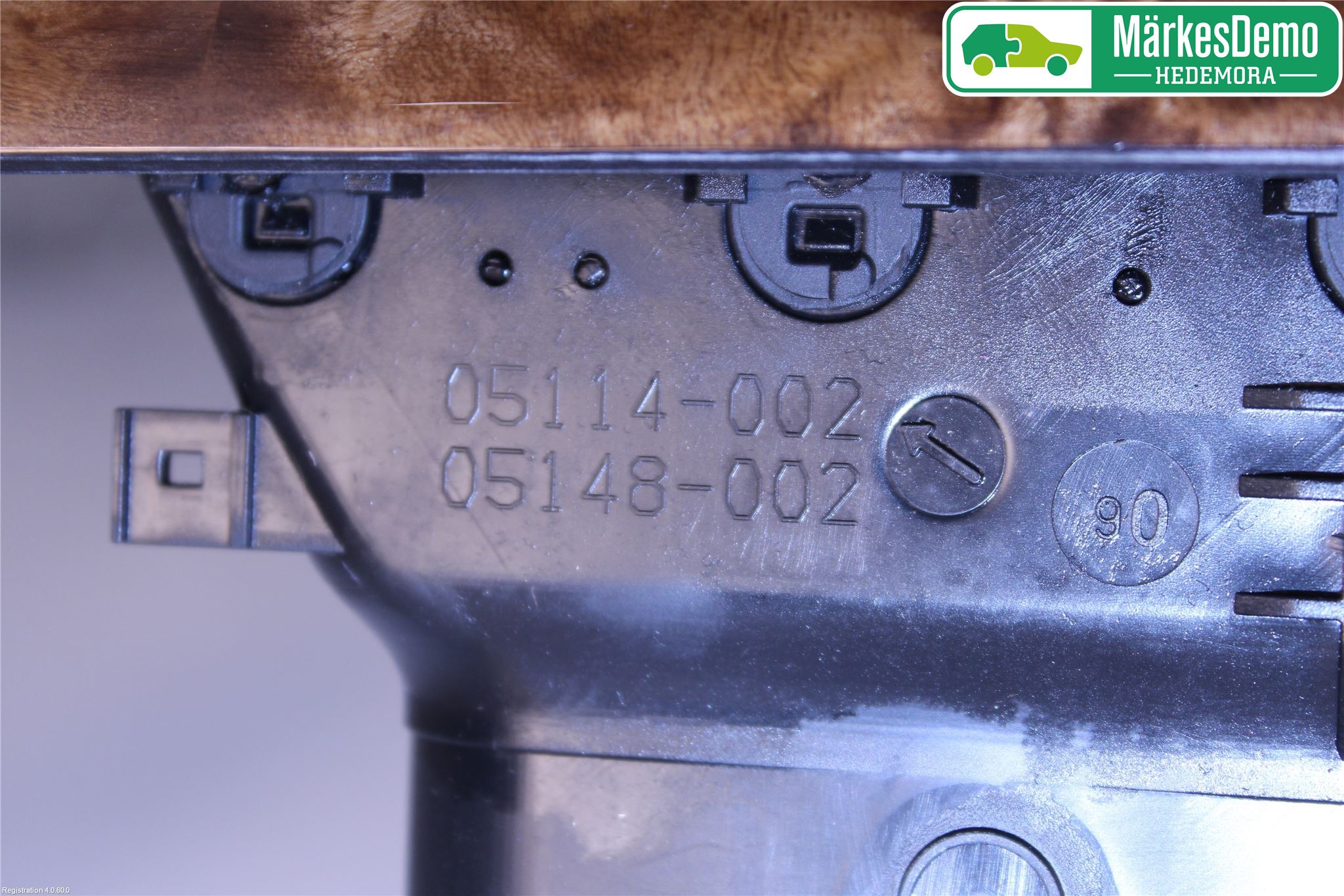BMW 5 E60/61 Sed/Tou 02-10 Dashbord Kanal - Dyse