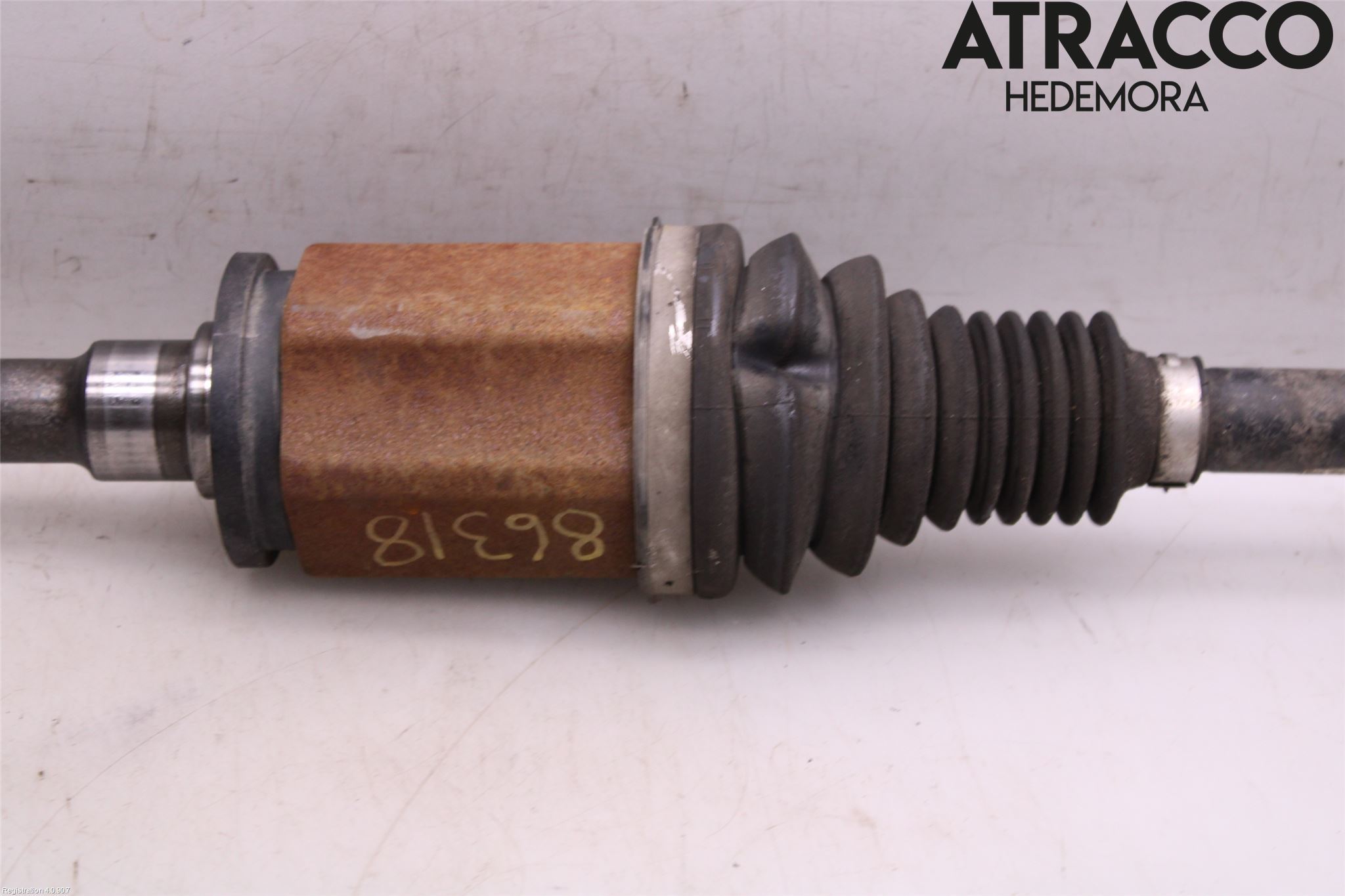 BMW 3 F30/F31/F80 12-19 Drivaksel Foran Kompl Høyre