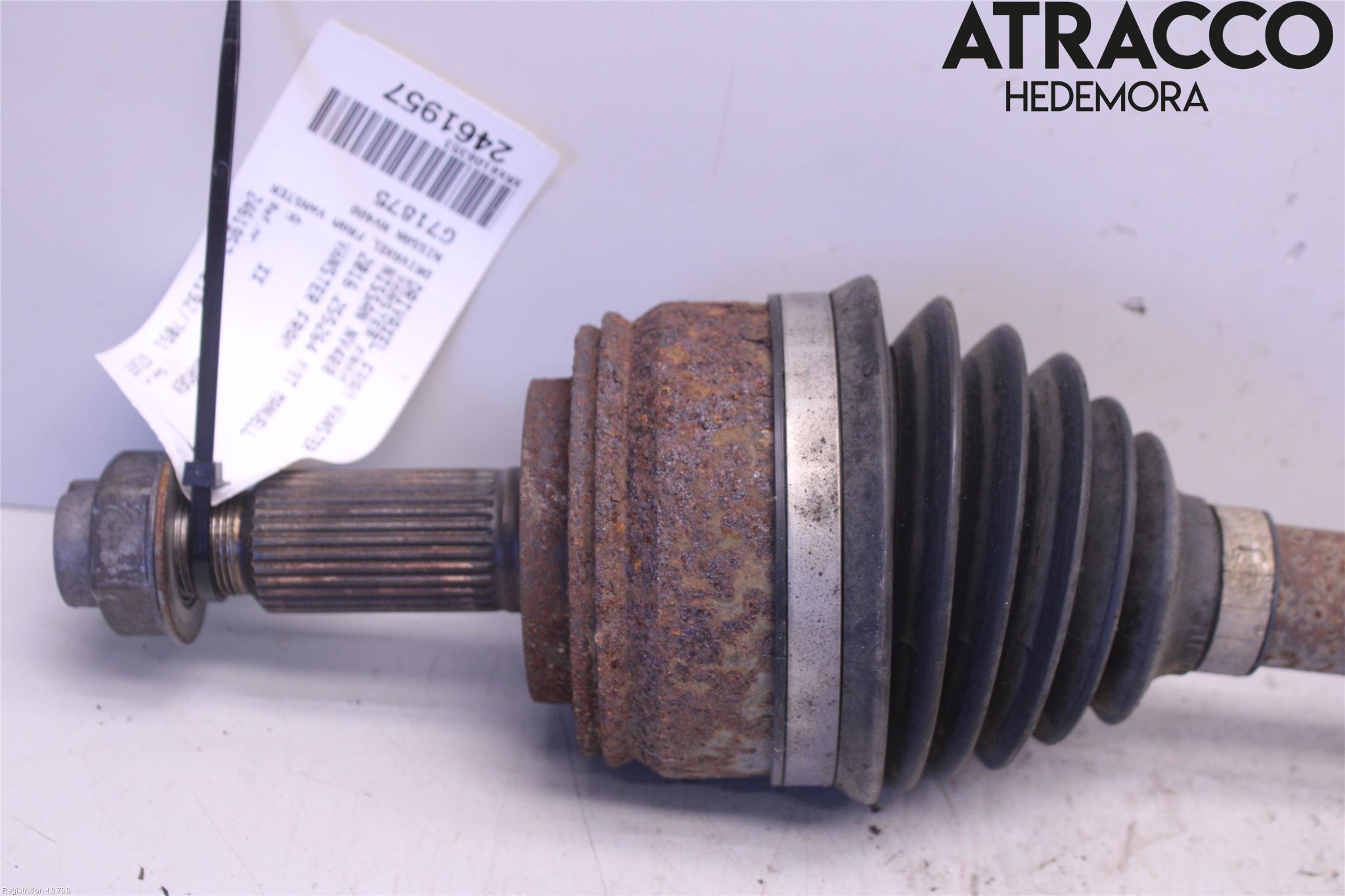 Nissan NV400 12-24 Drivaksel Foran Kompl Venstre