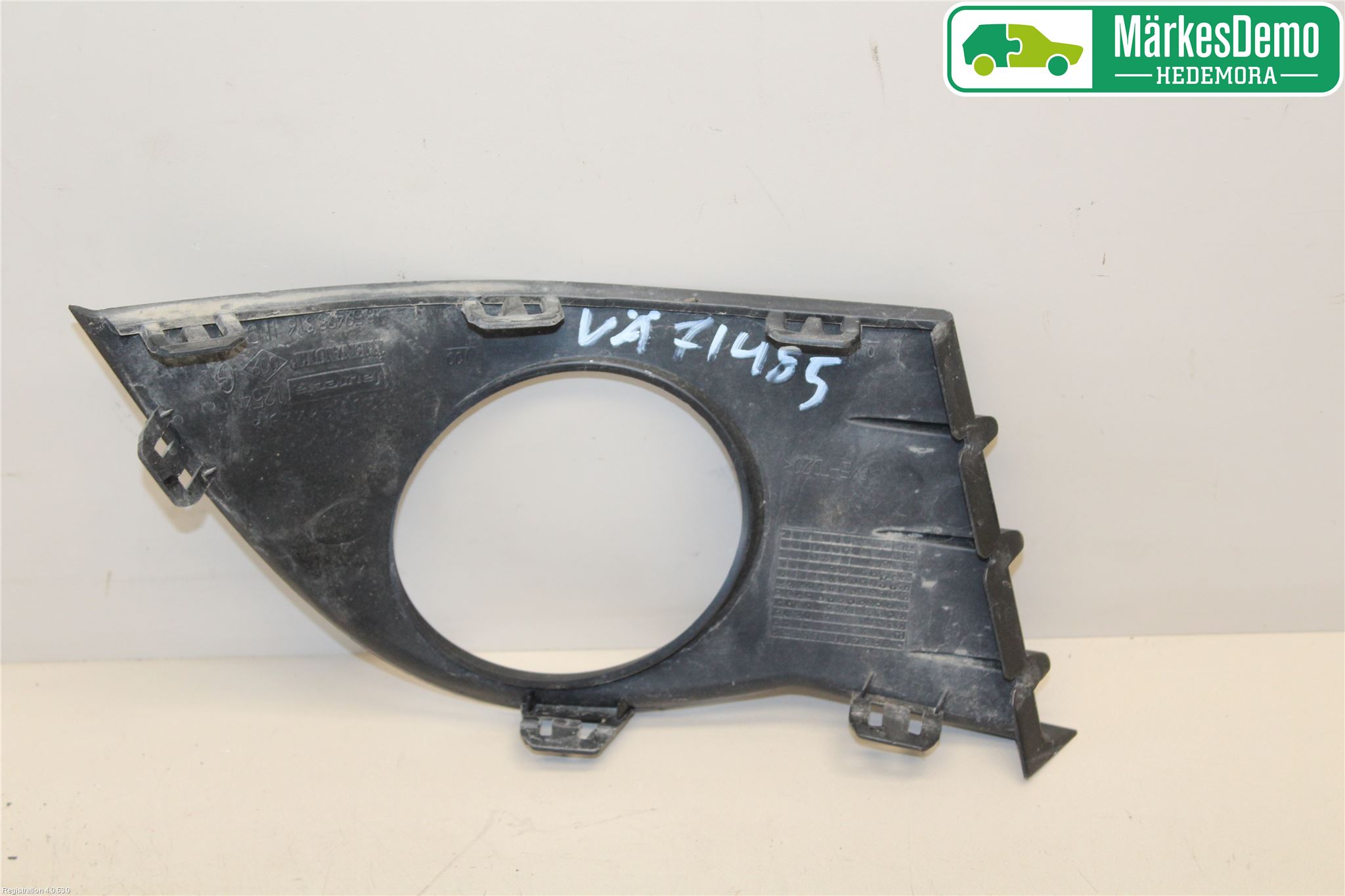 Renault CLIO III  06-09 Frontlykt Kurve-Tåkelys Ramme